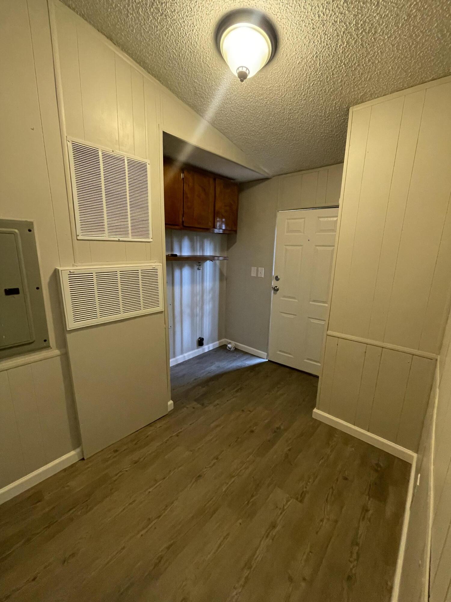 OAKRIDGE - Residential