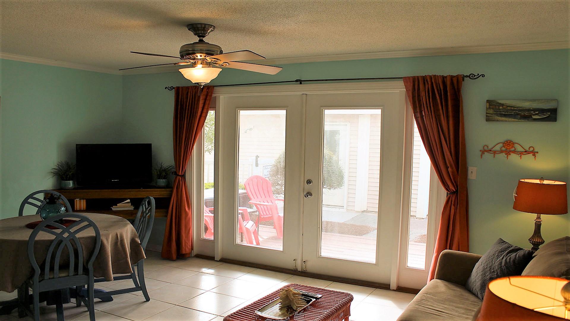 SUMMERSPELL CONDO - Residential