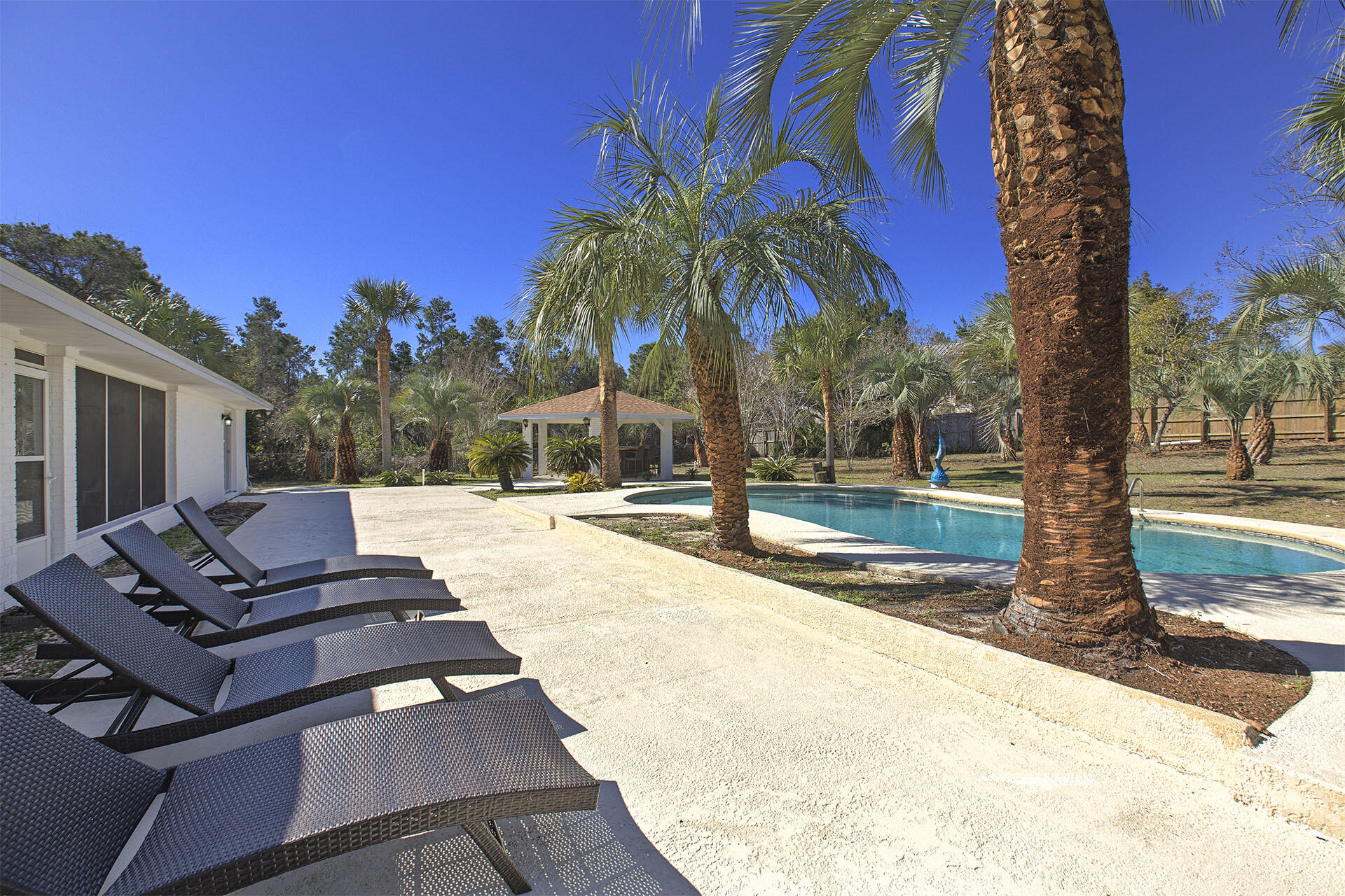 GULF PINES - Residential