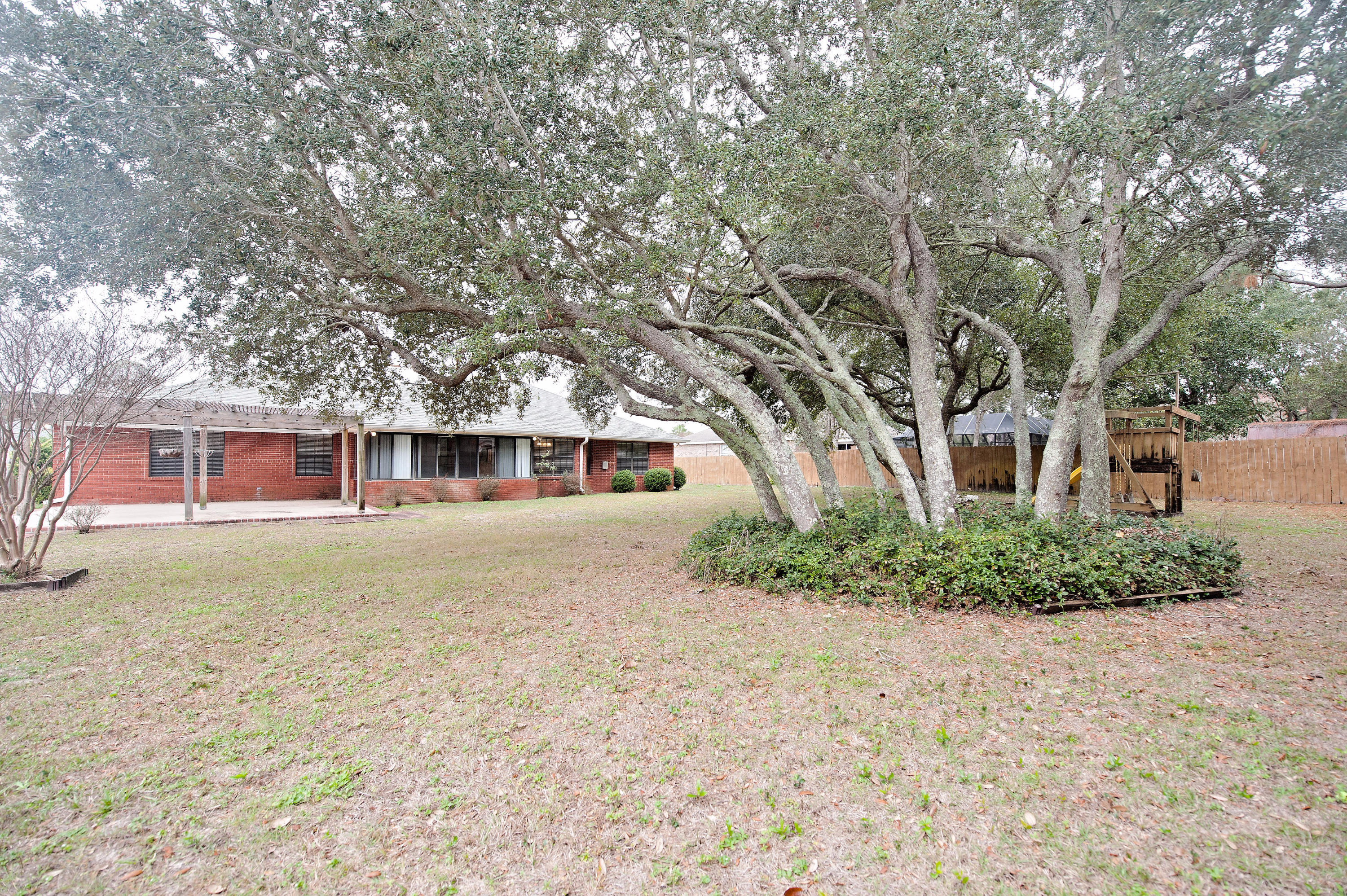 SOUND RETREAT - Residential