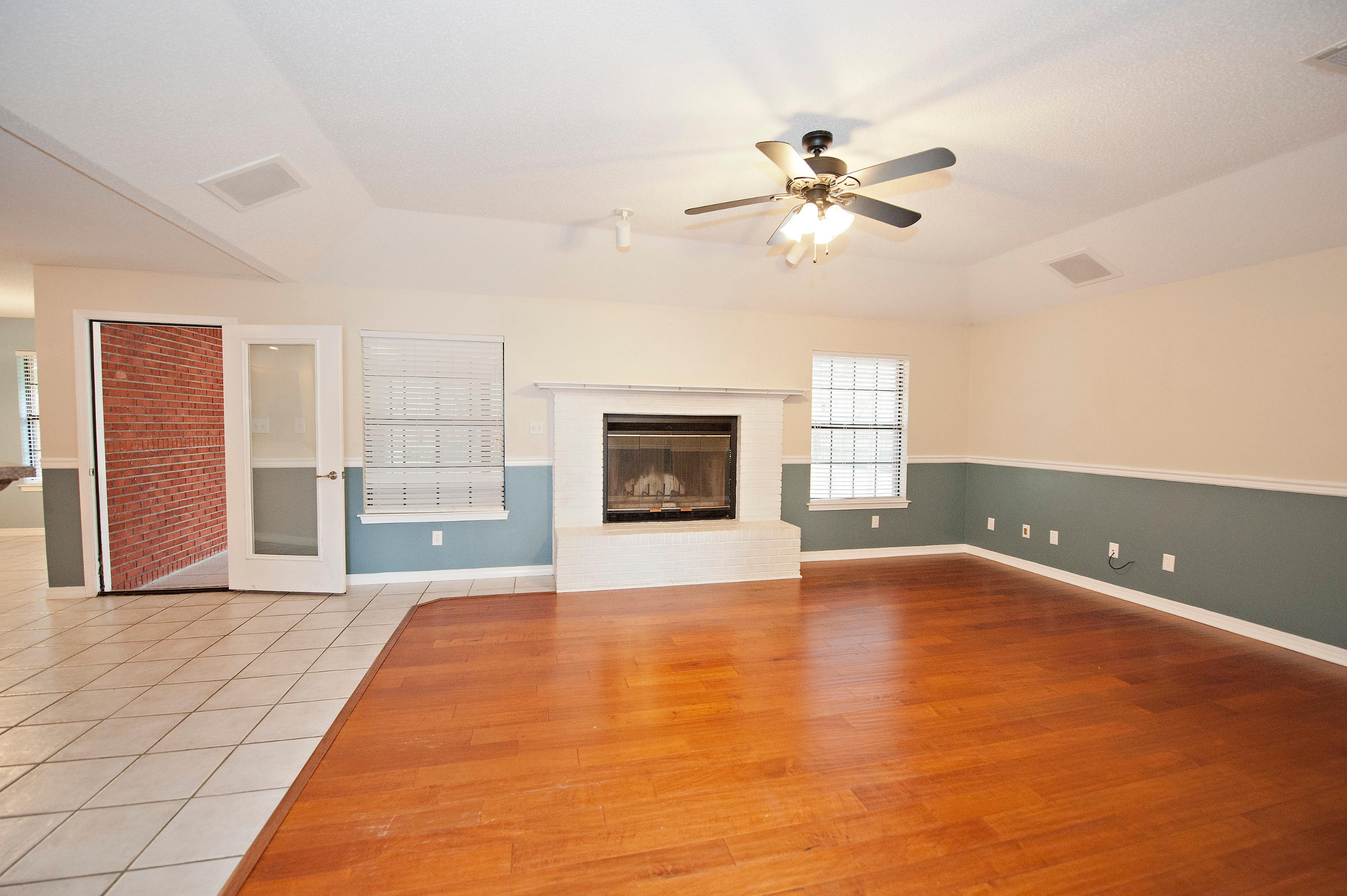 SOUND RETREAT - Residential