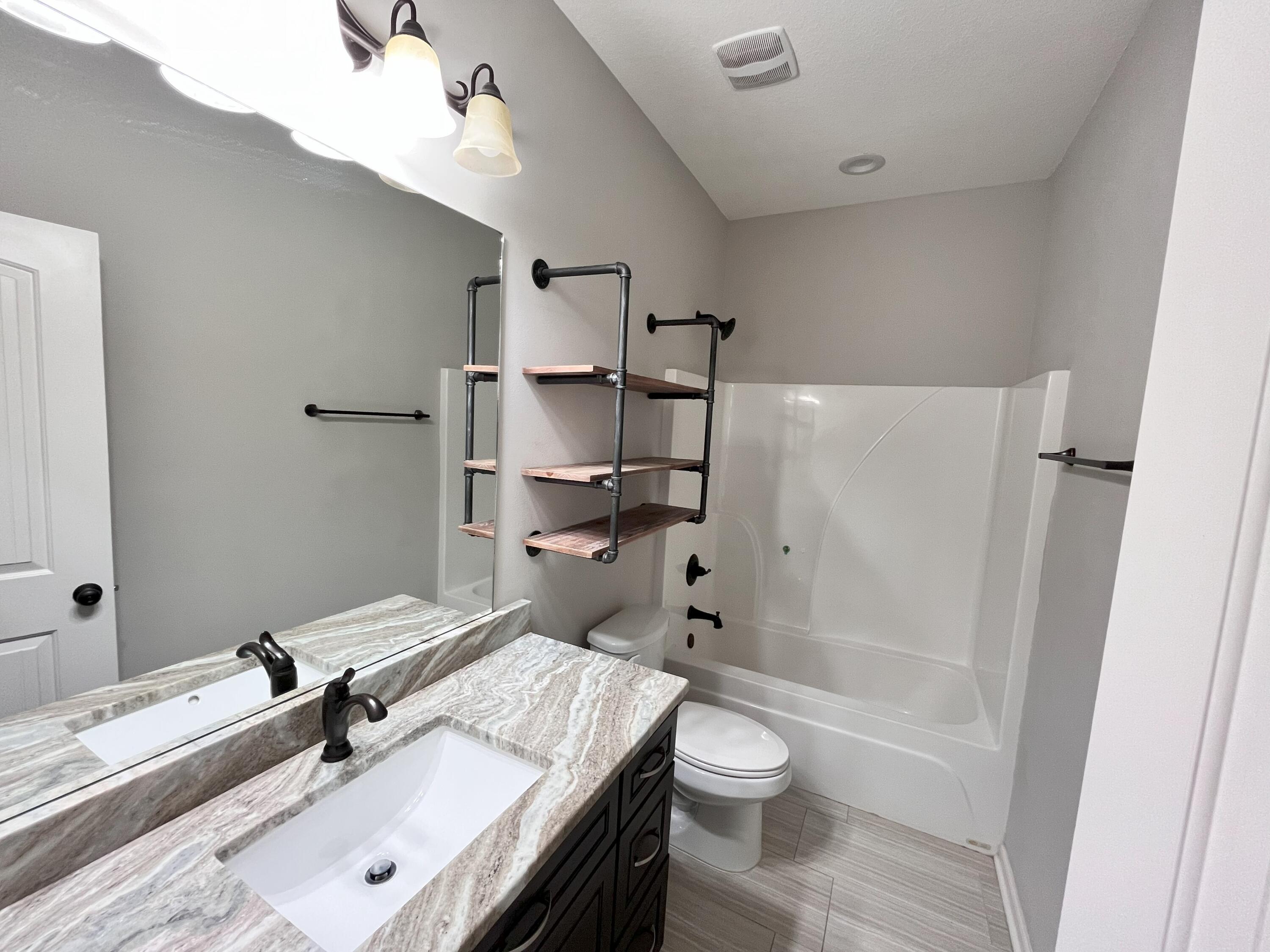 OVERLOOK AT CHESTNUT RIDGE - Residential Lease