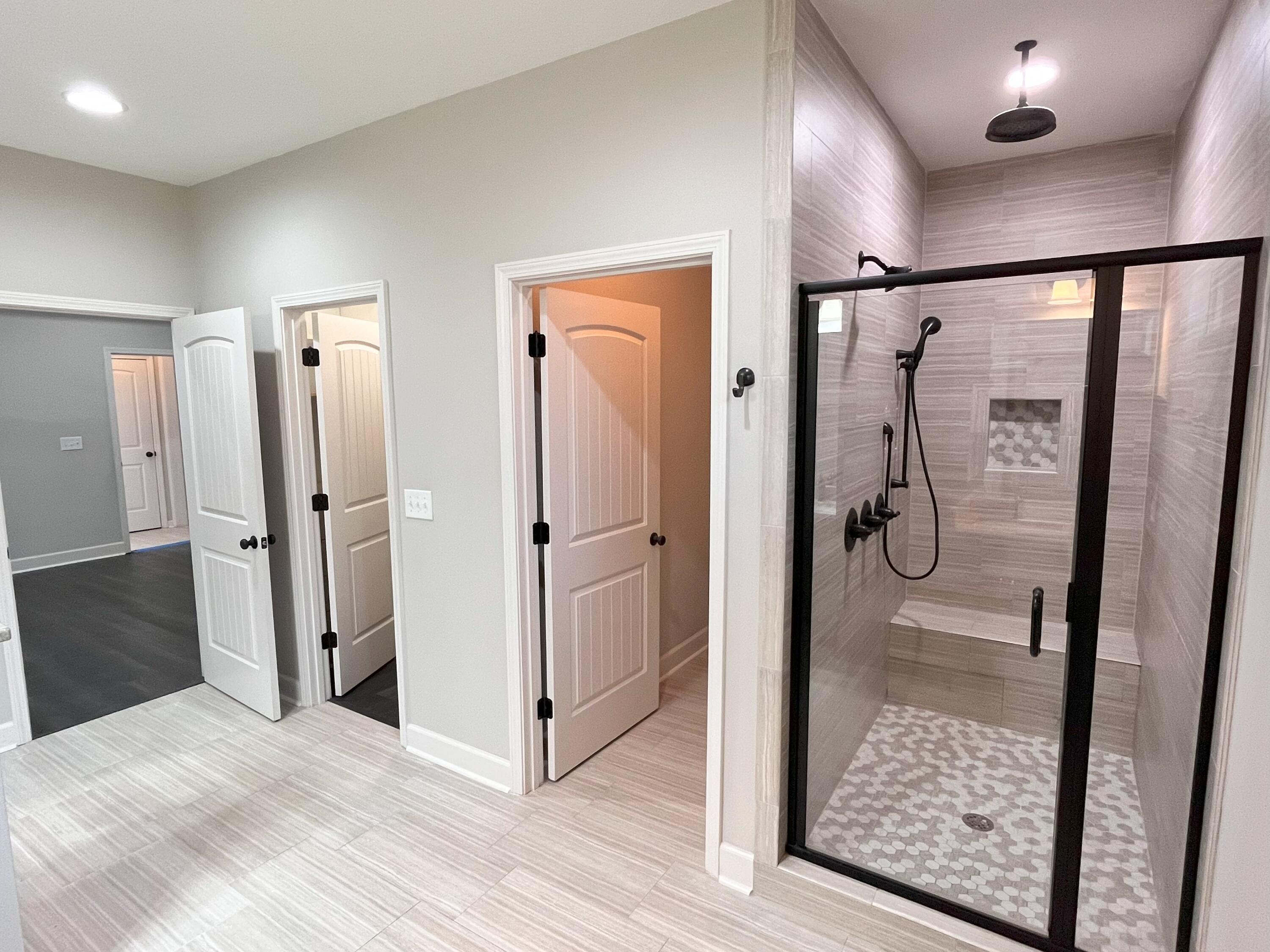 OVERLOOK AT CHESTNUT RIDGE - Residential Lease