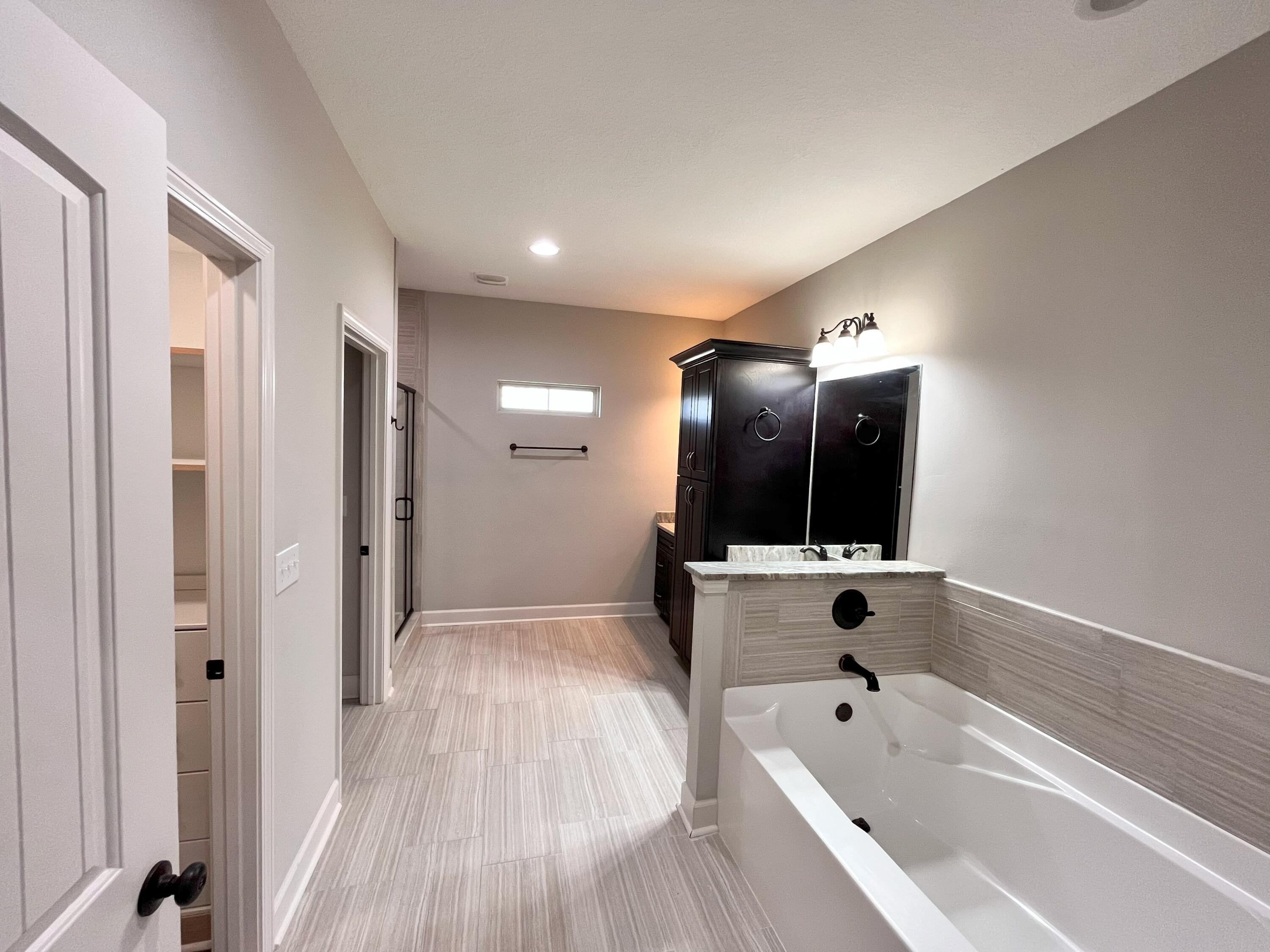 OVERLOOK AT CHESTNUT RIDGE - Residential Lease