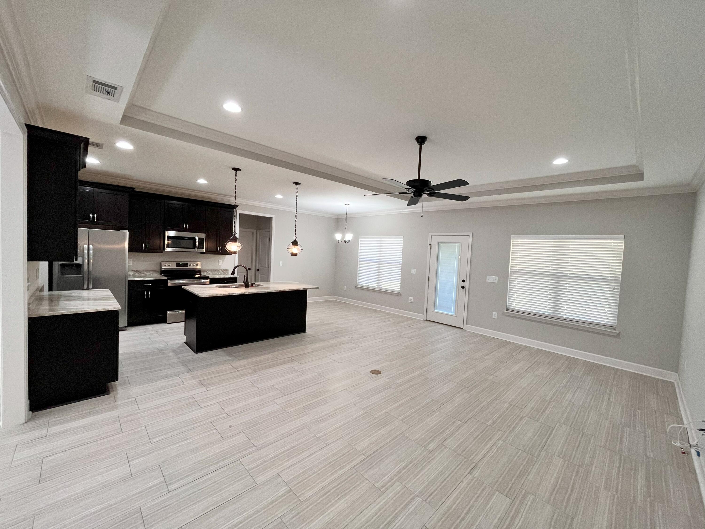 OVERLOOK AT CHESTNUT RIDGE - Residential Lease