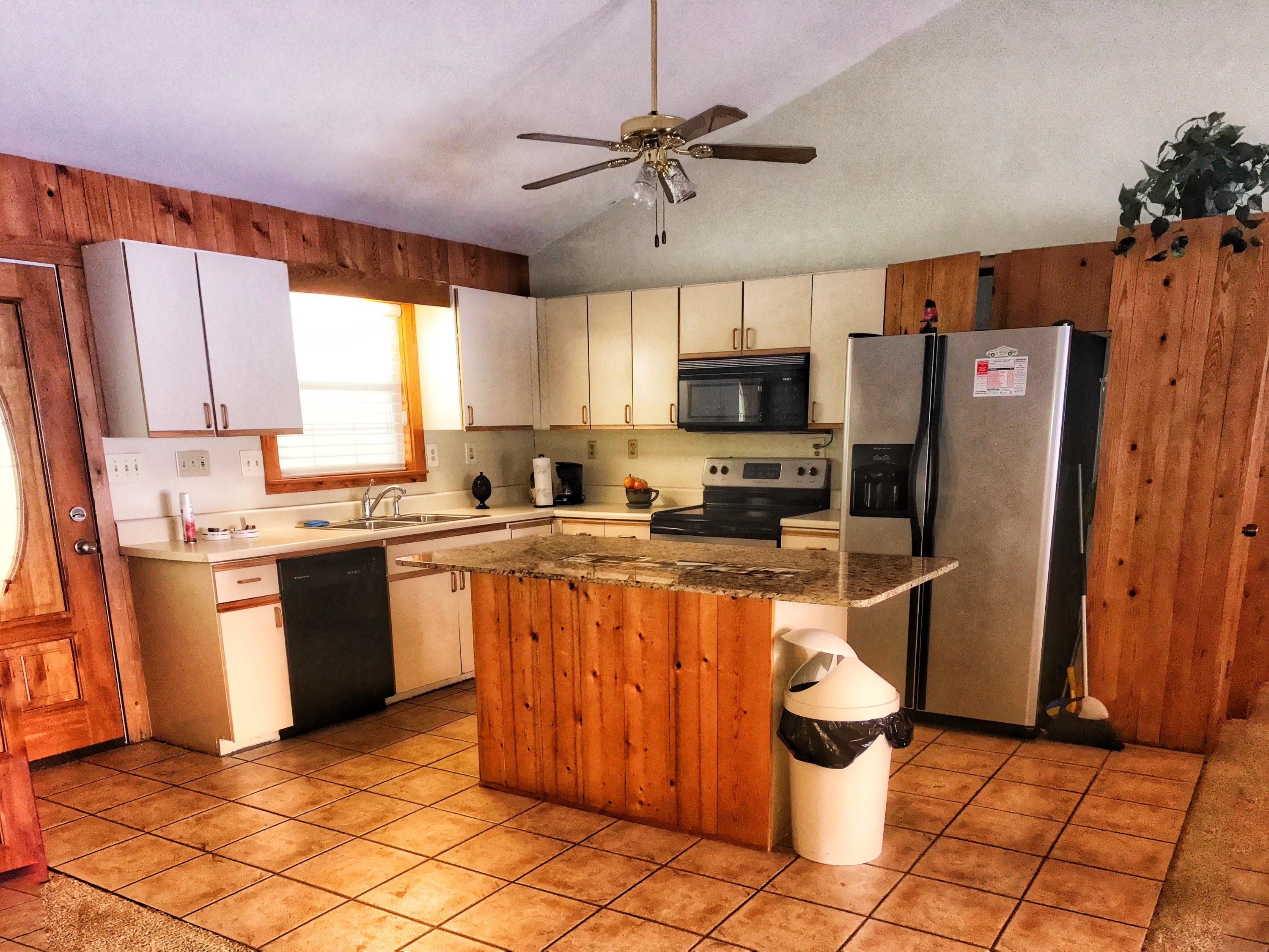 SPRING LAKE ESTATES - Residential