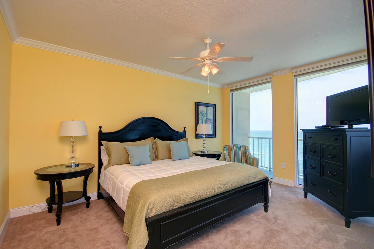 PALAZZO CONDOMINIUM - Residential