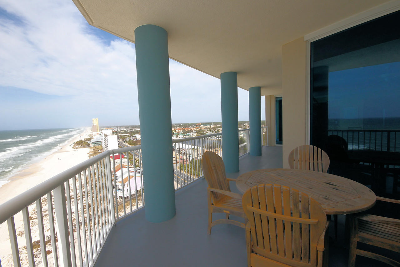 PALAZZO CONDOMINIUM - Residential