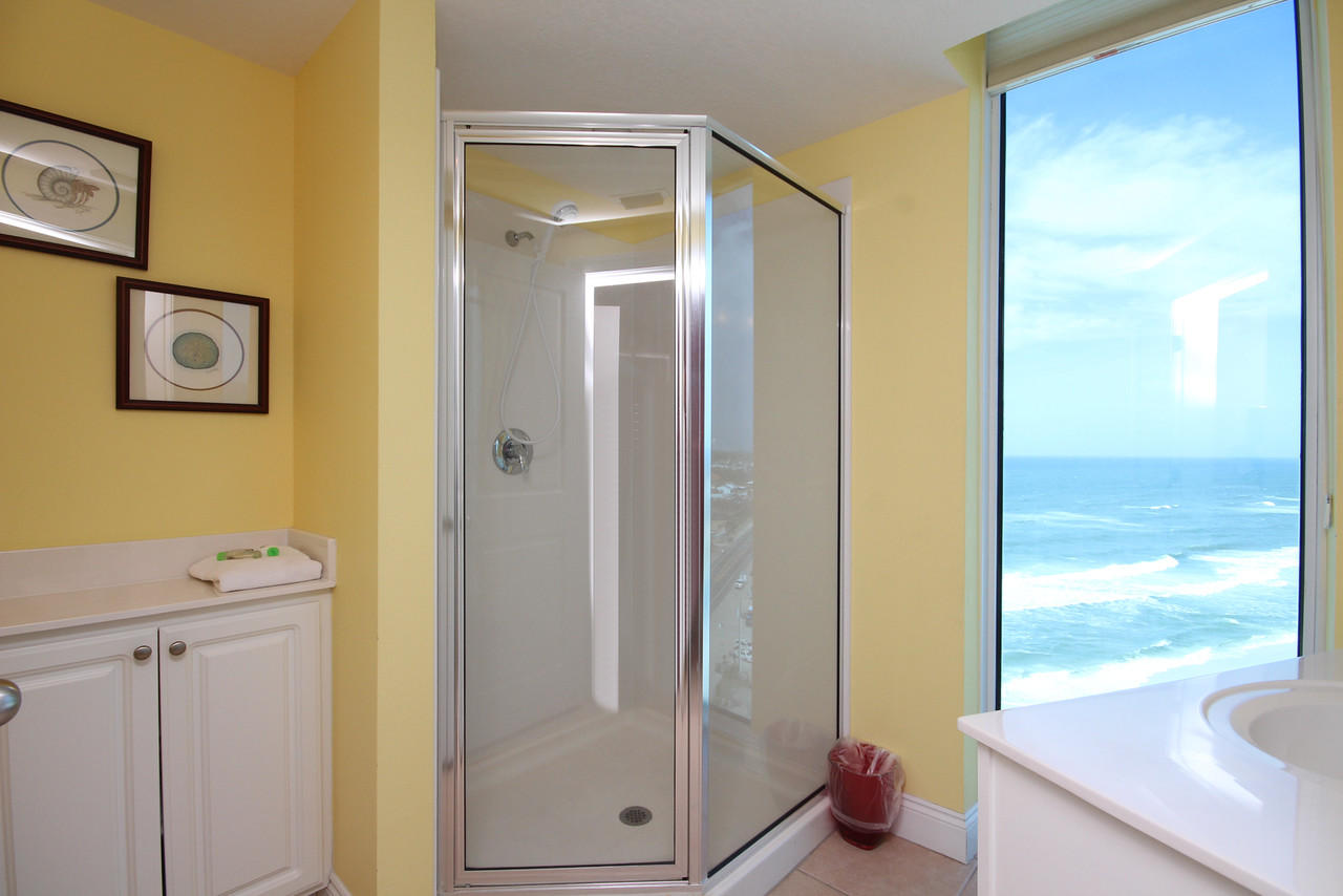 PALAZZO CONDOMINIUM - Residential