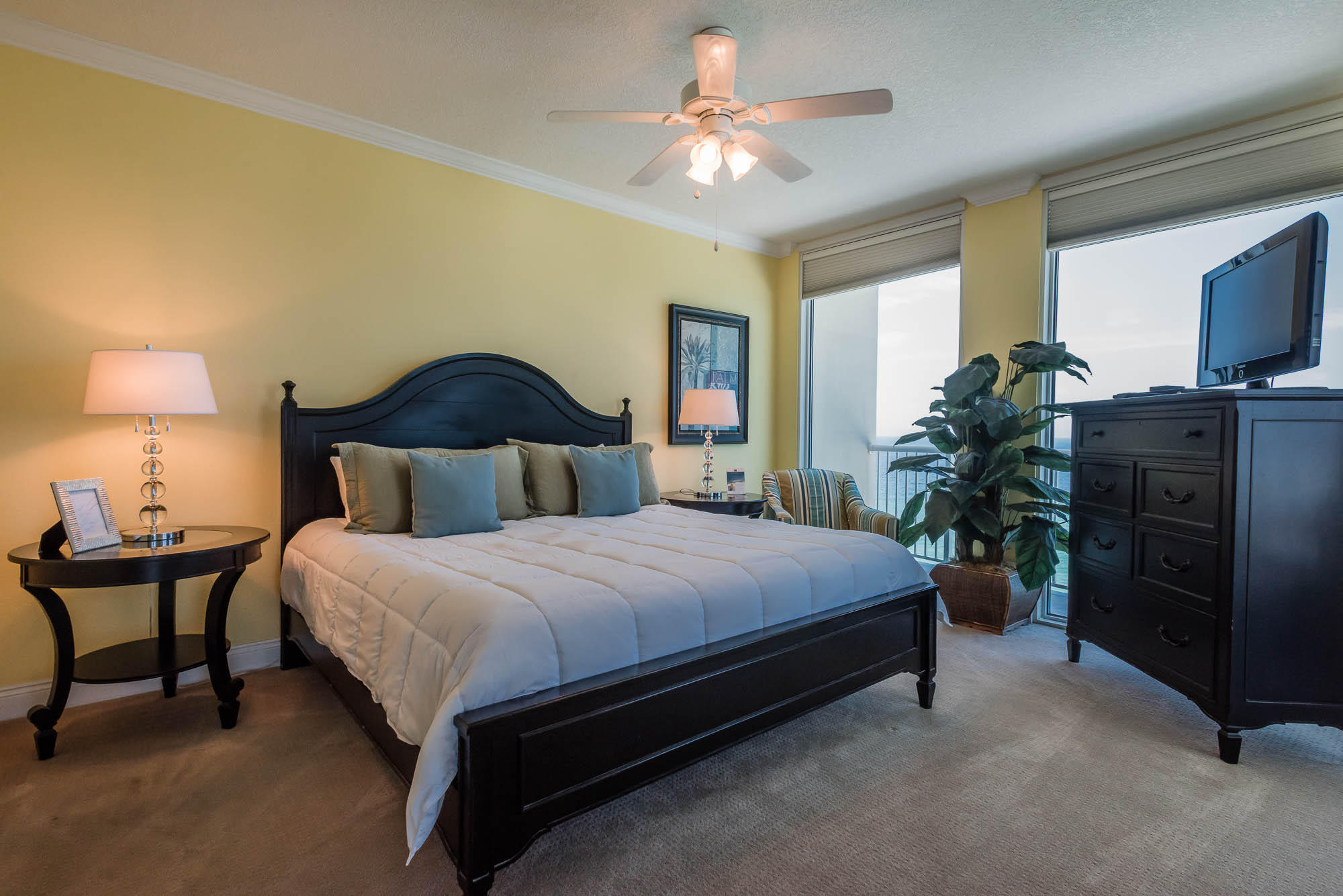 PALAZZO CONDOMINIUM - Residential