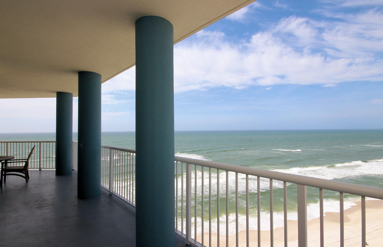 PALAZZO CONDOMINIUM - Residential