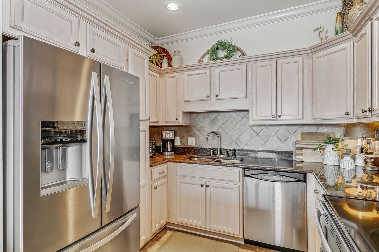 White Sands - Residential