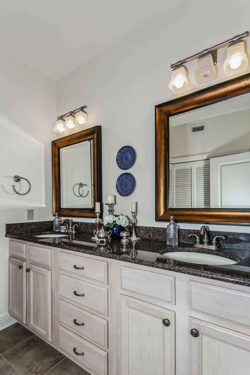 White Sands - Residential