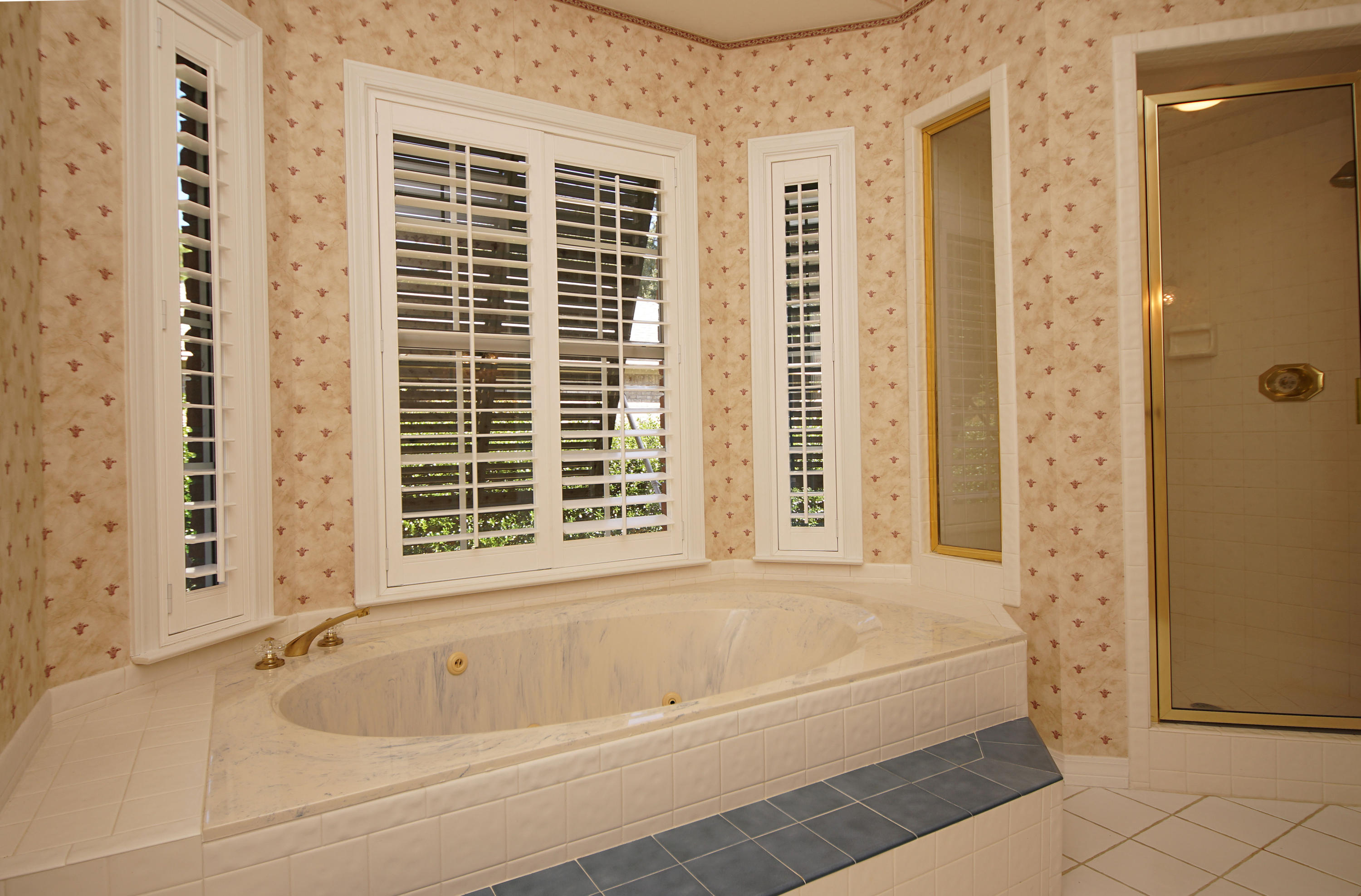 SOUTHWINDS II - Residential