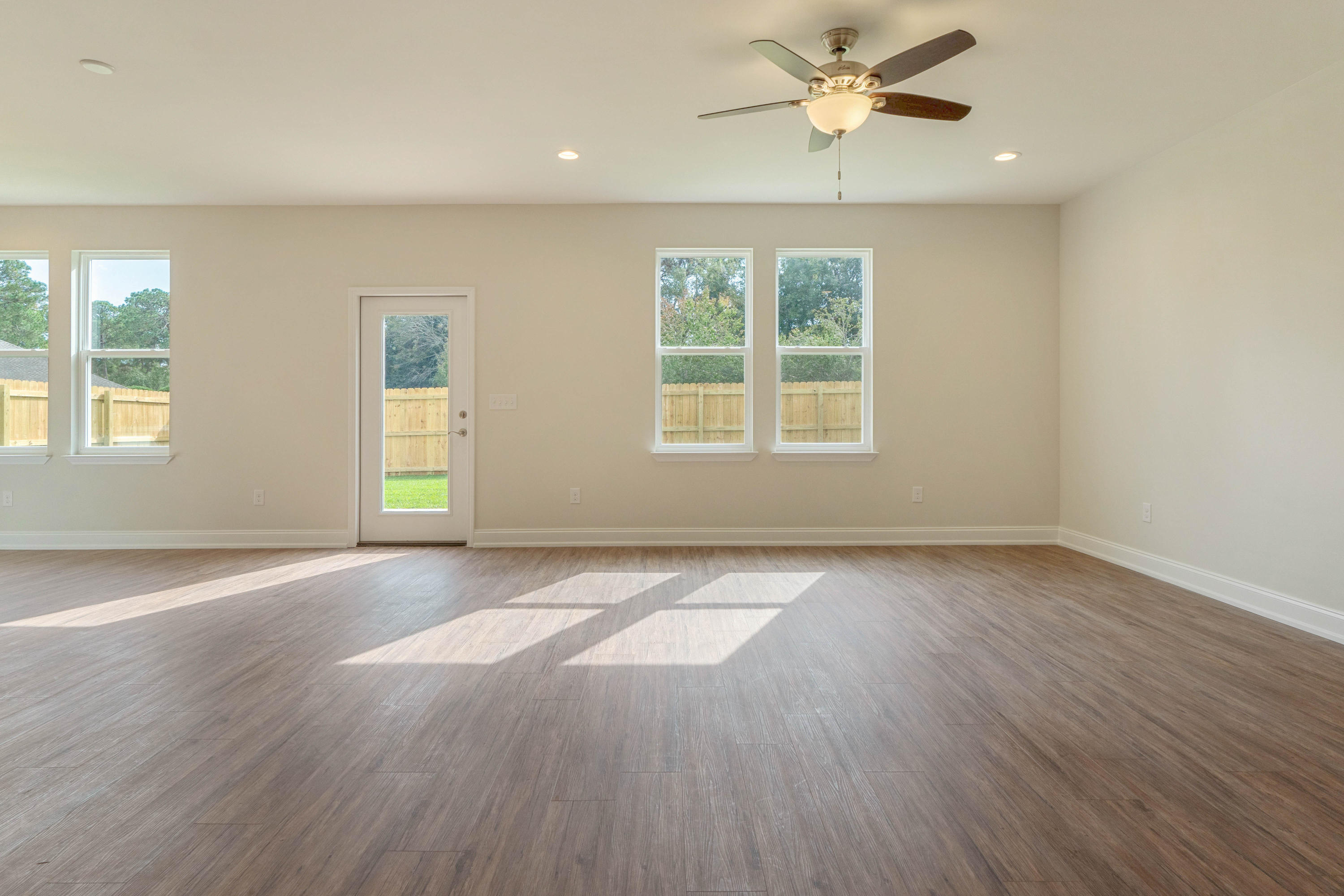 GOLF VILLA CONDOMINIUMS AT BLUEWATER BAY - Residential