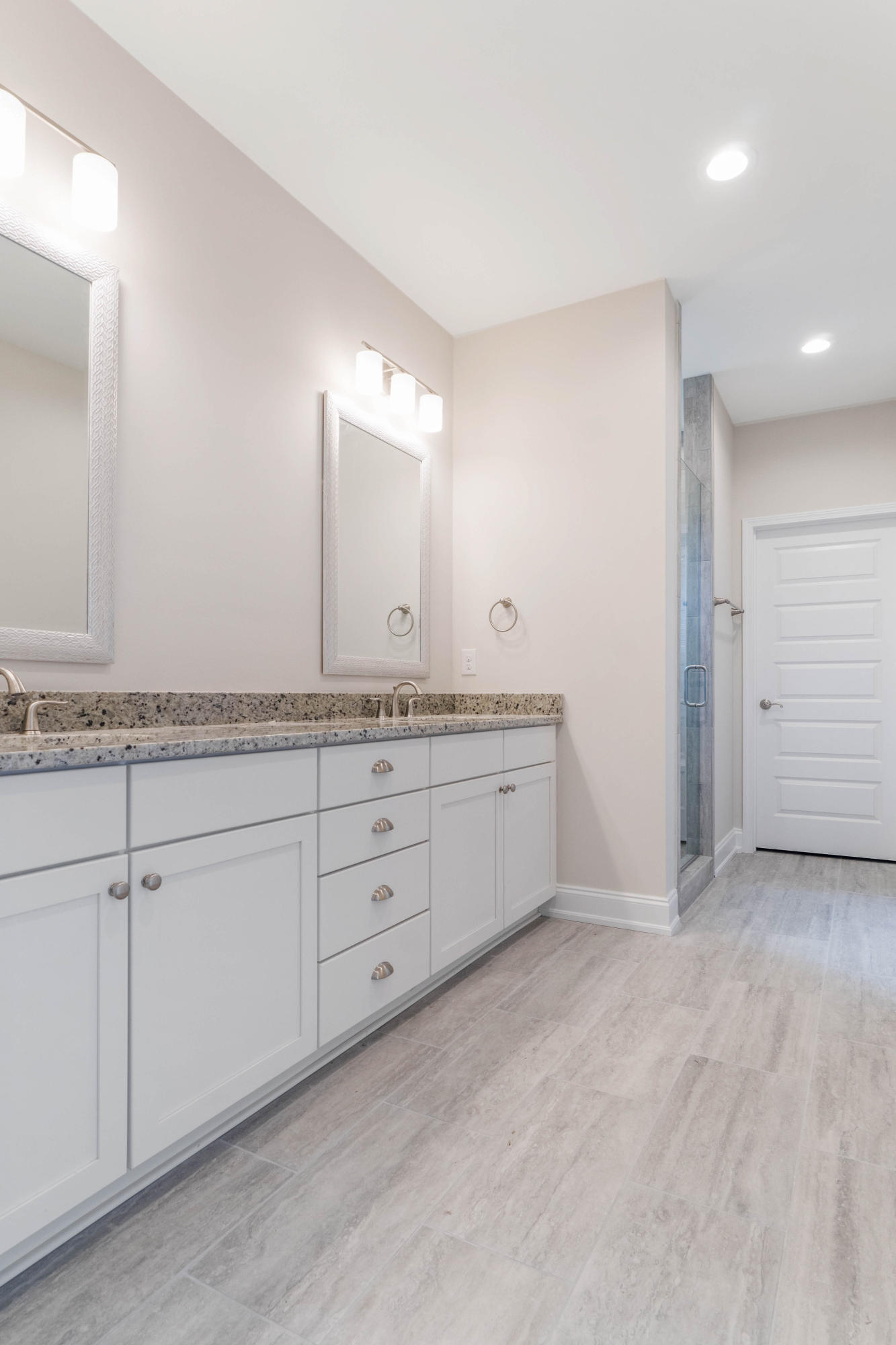 GOLF VILLA CONDOMINIUMS AT BLUEWATER BAY - Residential