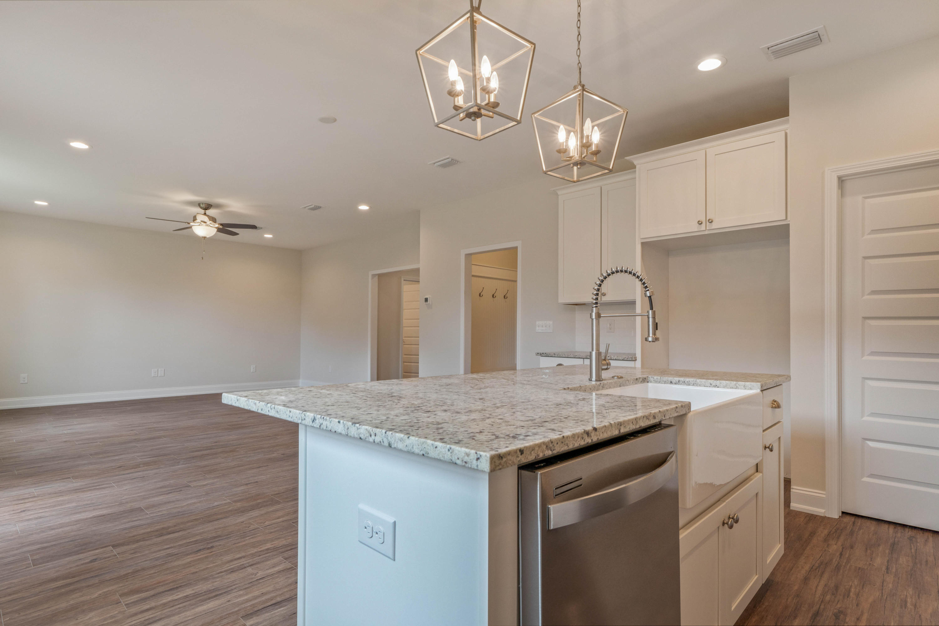 GOLF VILLA CONDOMINIUMS AT BLUEWATER BAY - Residential