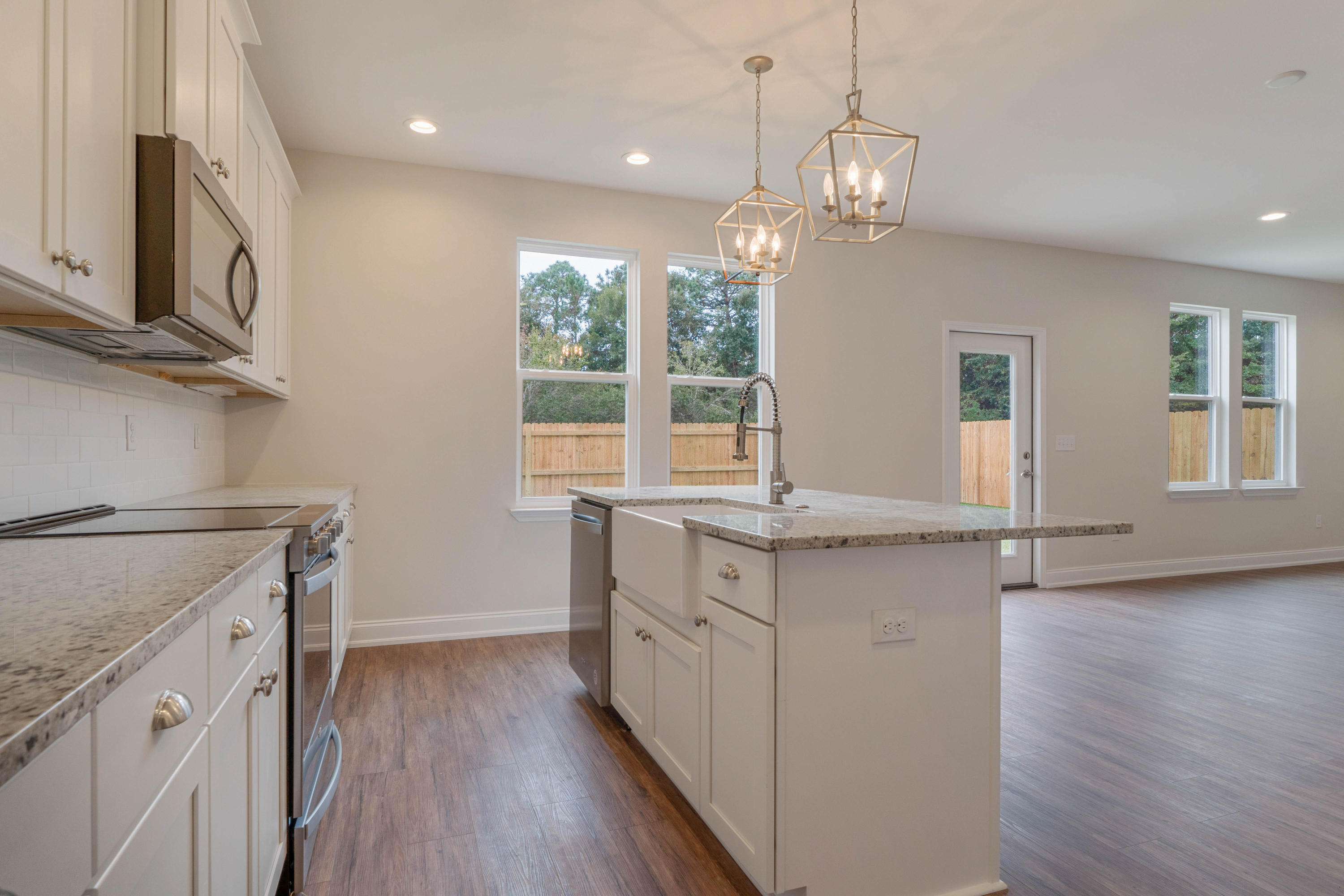 GOLF VILLA CONDOMINIUMS AT BLUEWATER BAY - Residential