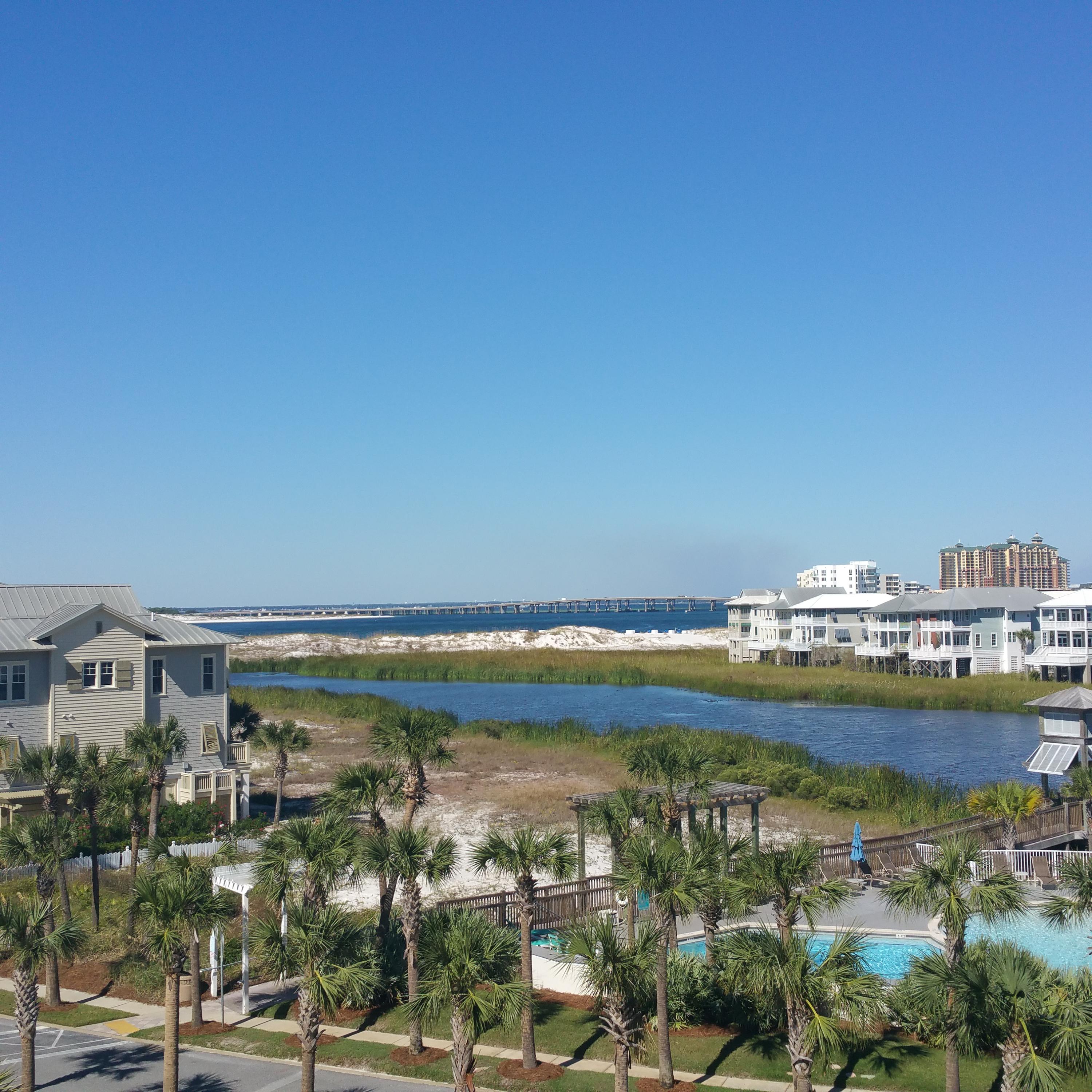 Jetty East Condominium - Residential