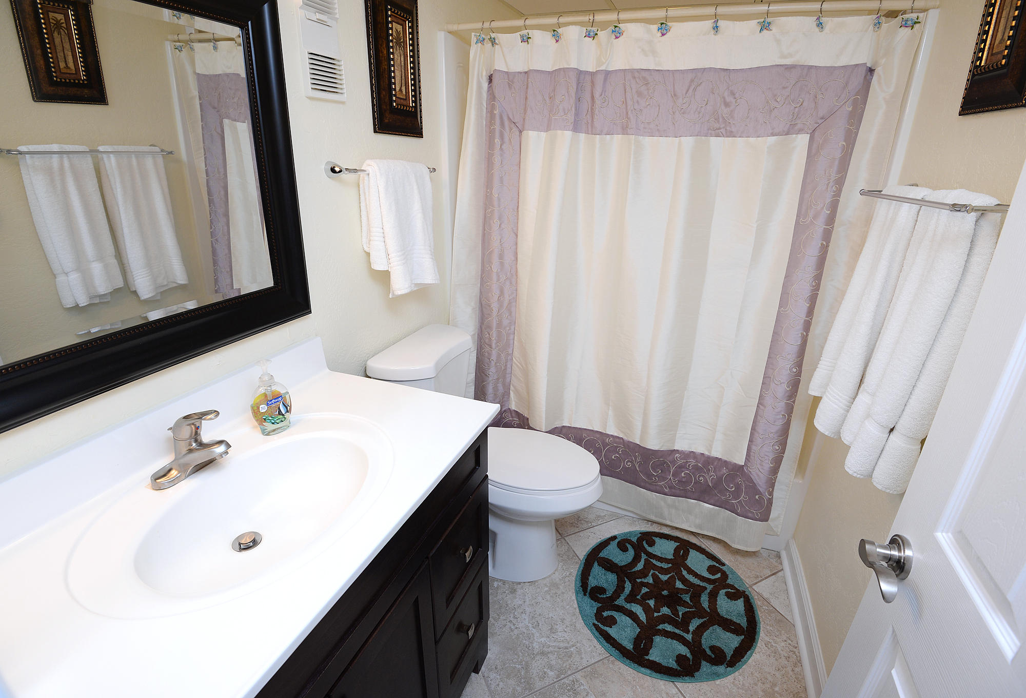 PELICAN WALK - Residential