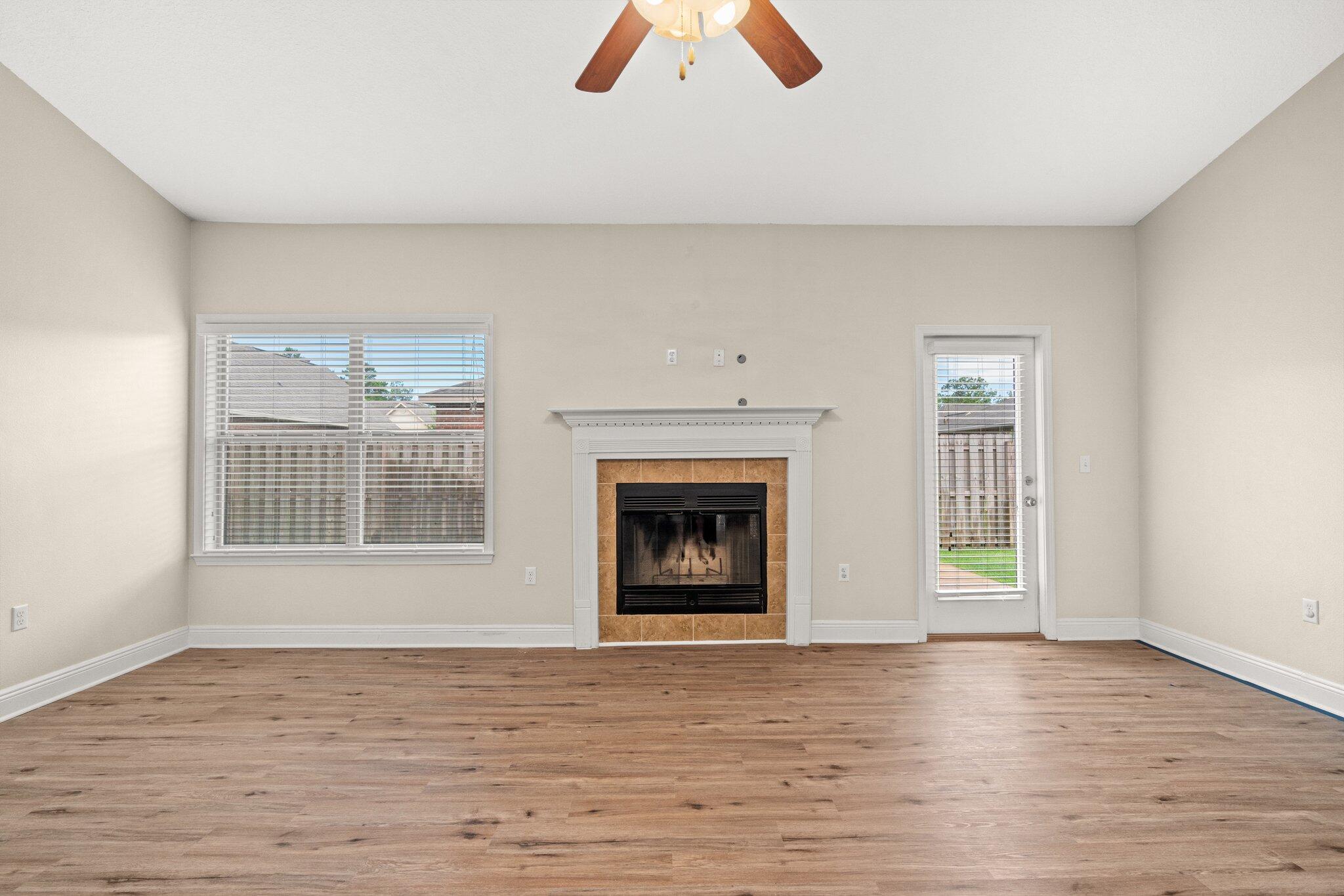 PEACH CREEK PH 1 - Residential Lease