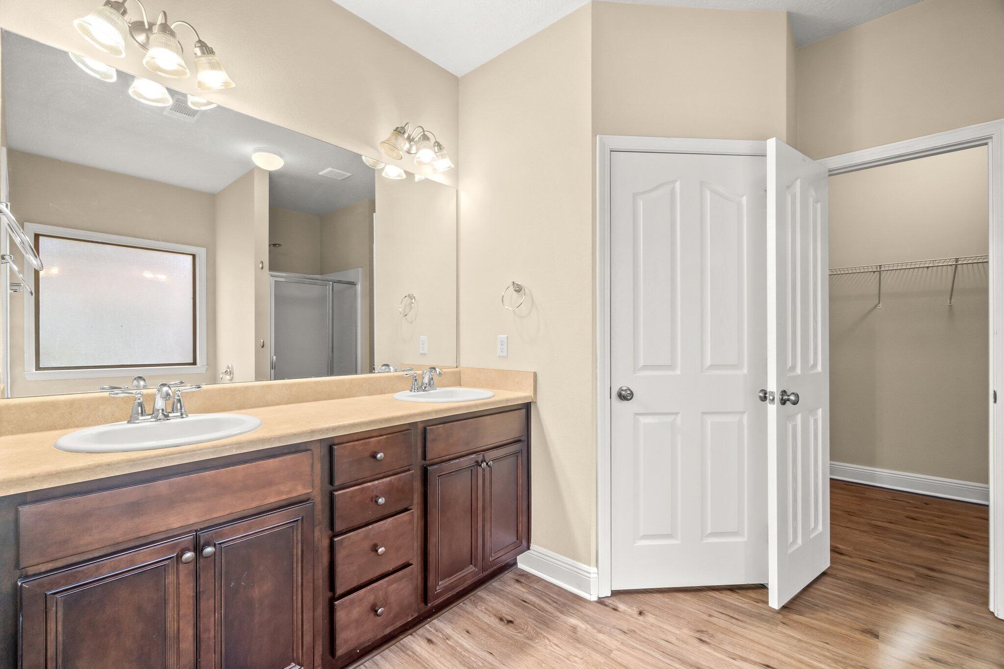 PEACH CREEK PH 1 - Residential Lease