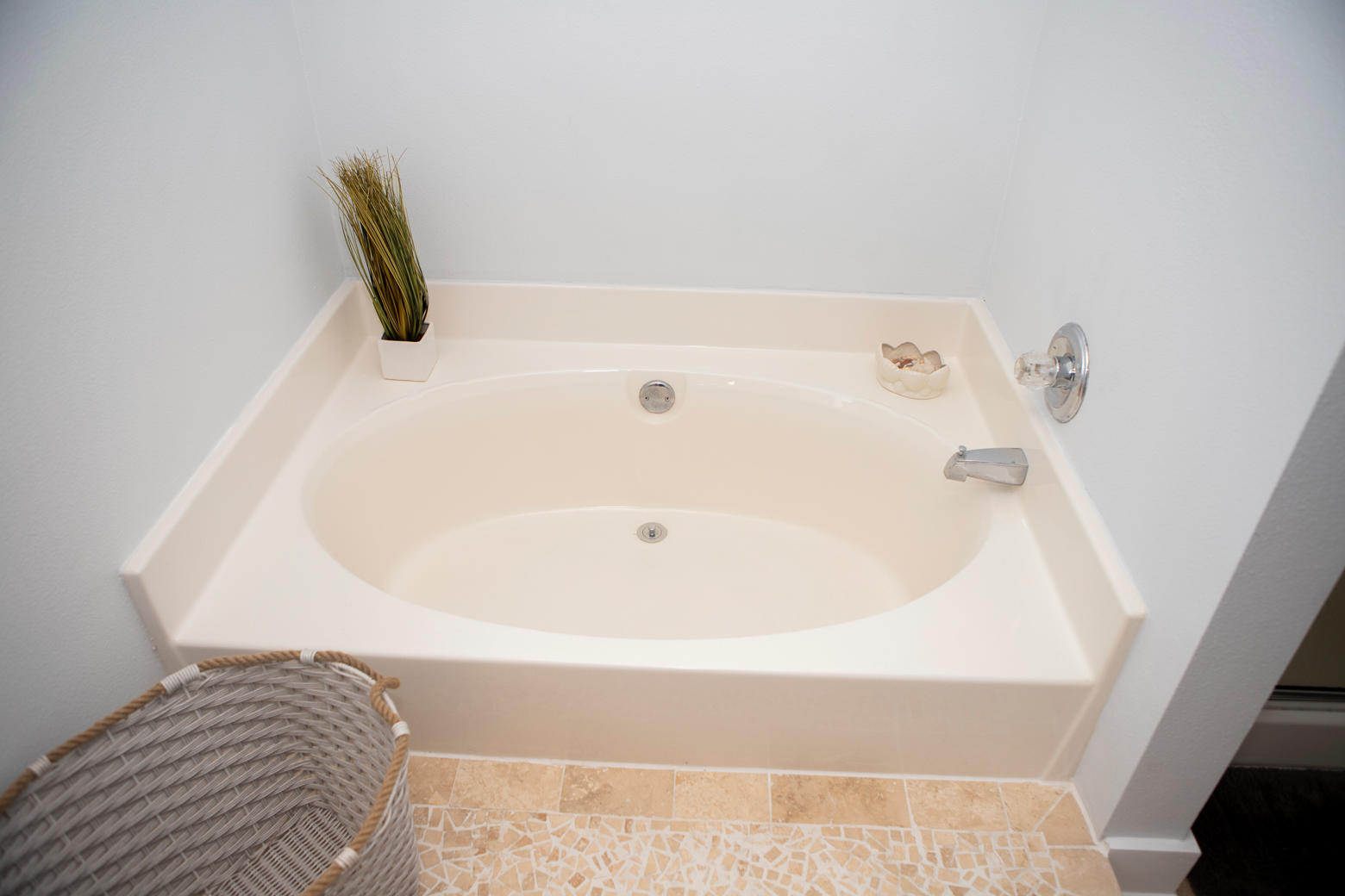 MAGNOLIA LAKE ESTATES (PHASE IV) - Residential