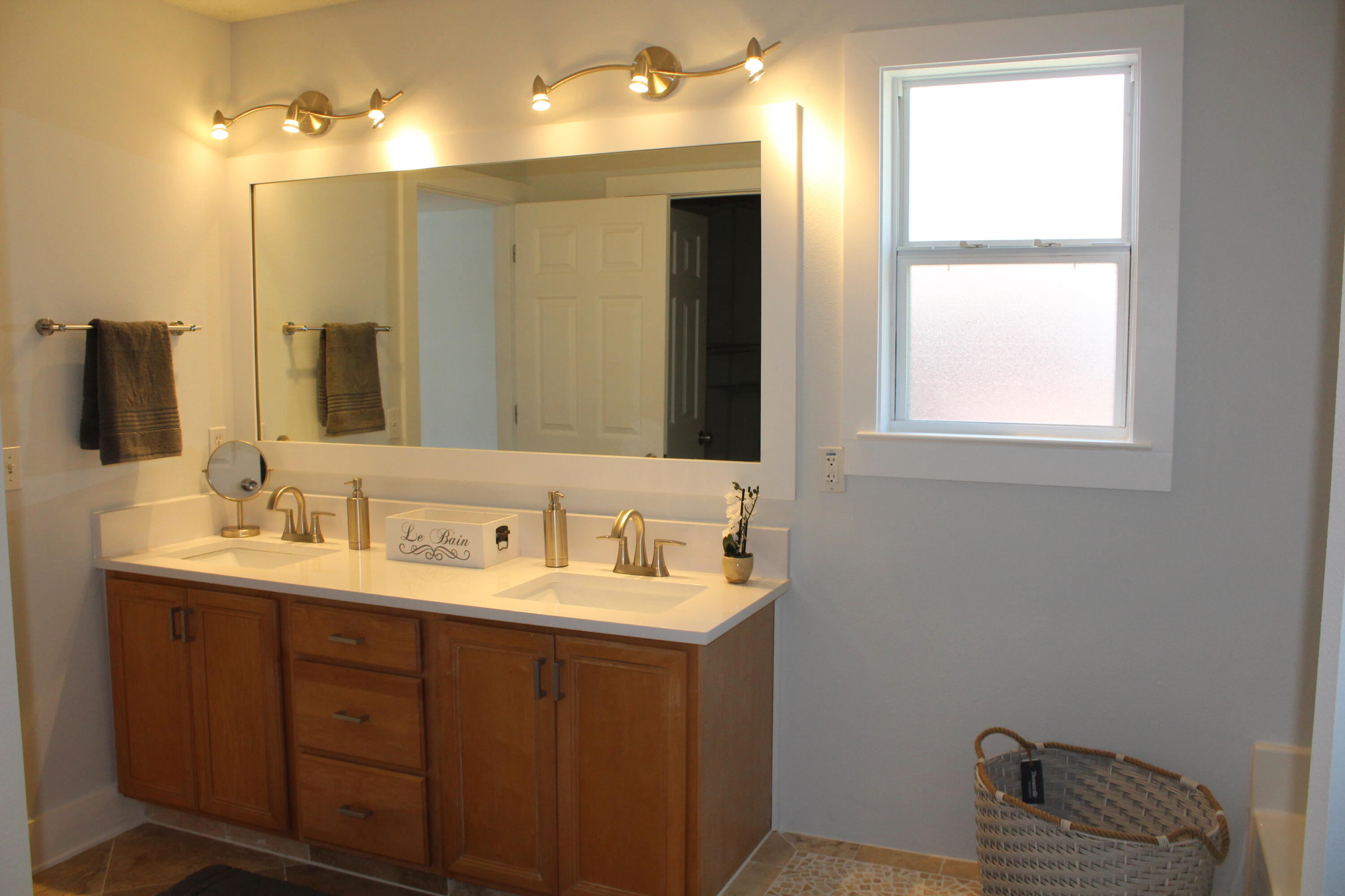 MAGNOLIA LAKE ESTATES (PHASE IV) - Residential