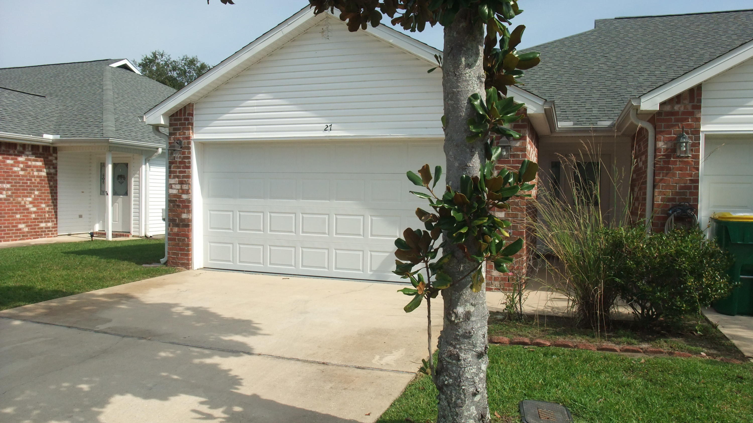 ANDALUSIA PLACE T/H'S - Residential