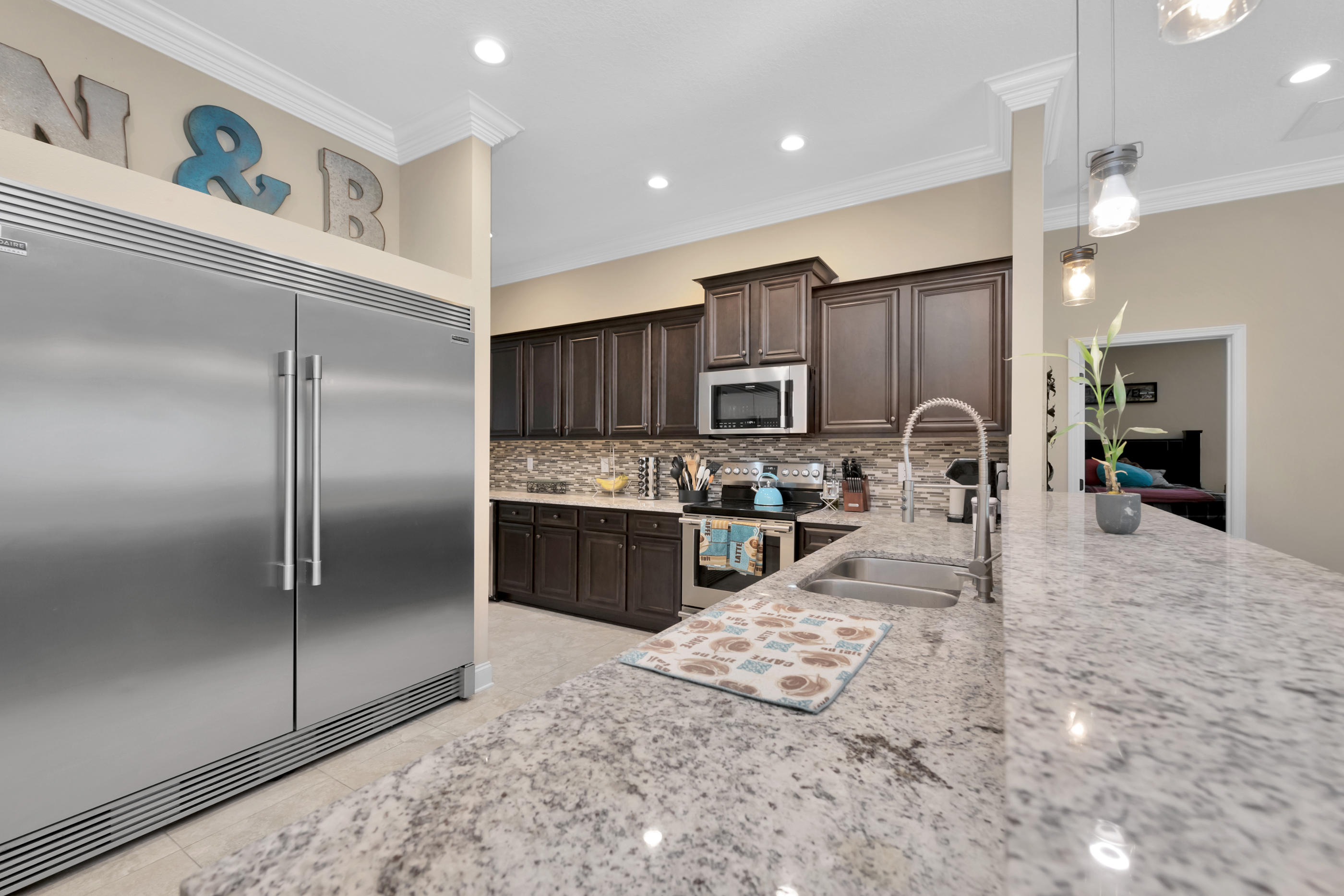 RACETRACK ROAD - Residential