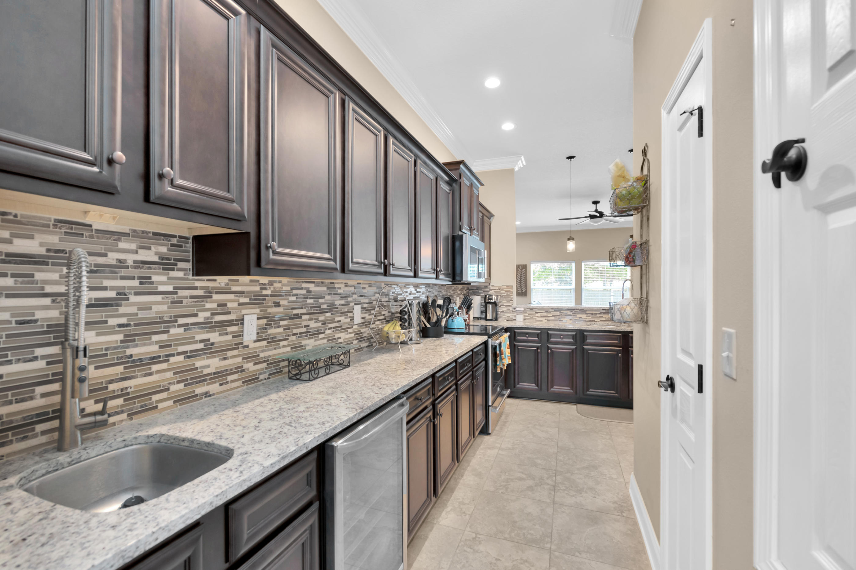 RACETRACK ROAD - Residential