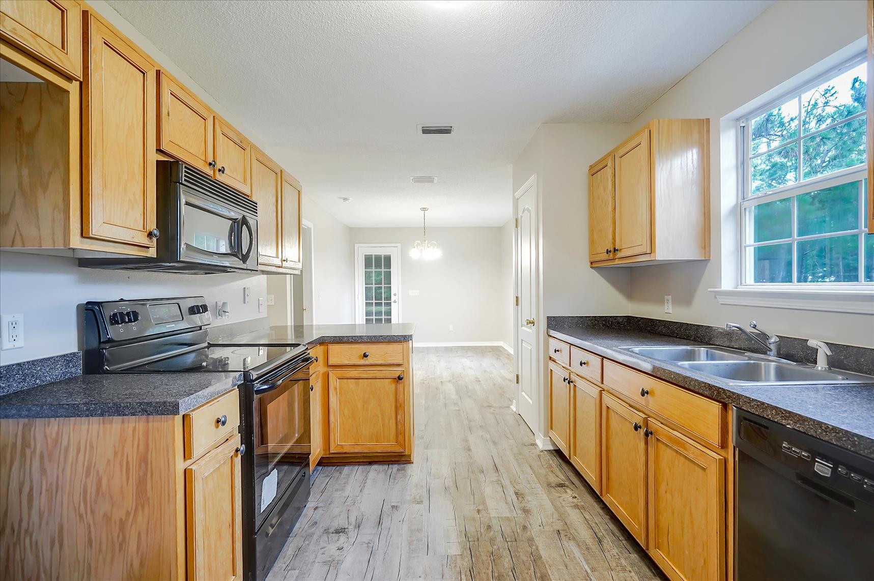 NAVARRE S/D 2ND ADDN - Residential