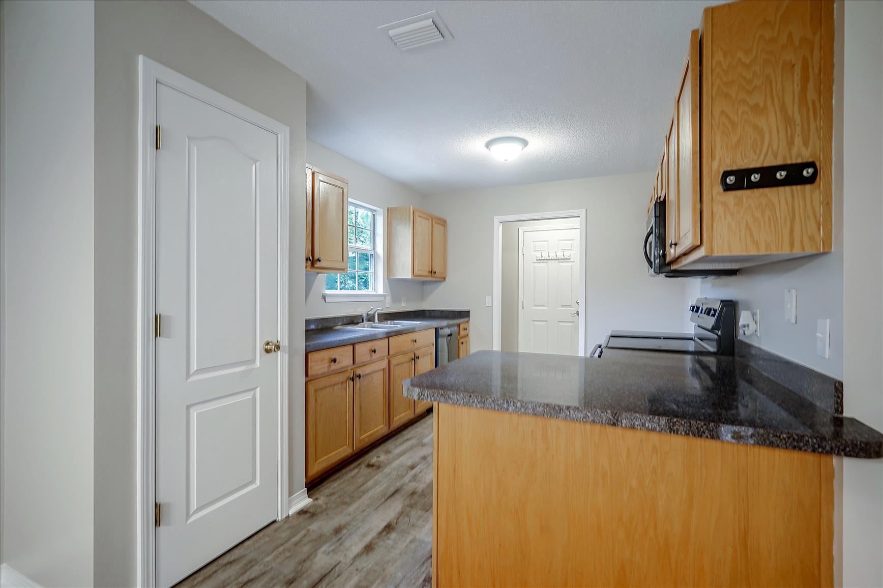 NAVARRE S/D 2ND ADDN - Residential