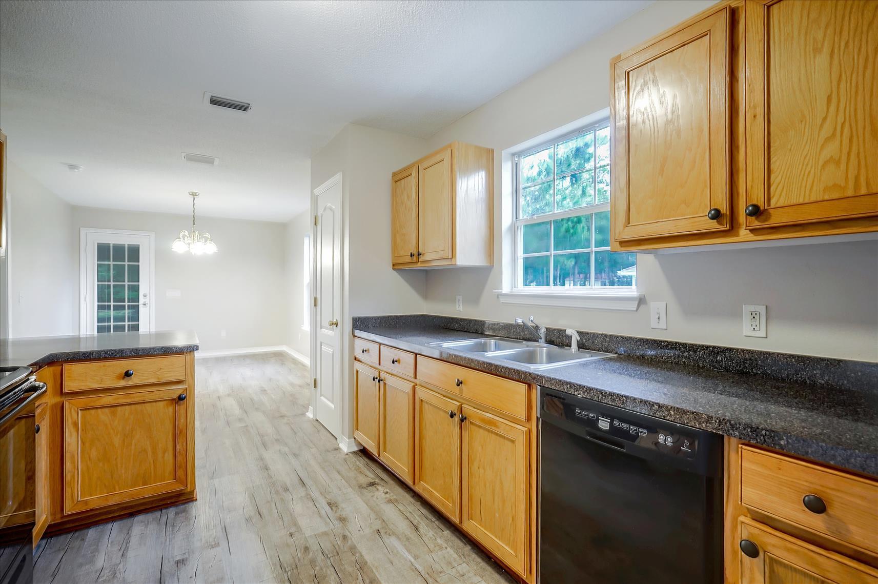 NAVARRE S/D 2ND ADDN - Residential