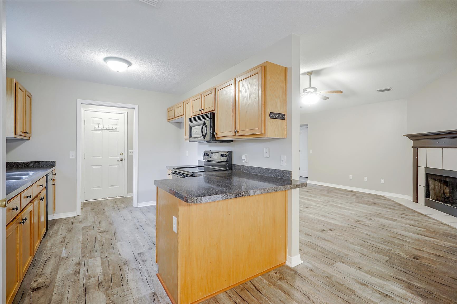 NAVARRE S/D 2ND ADDN - Residential