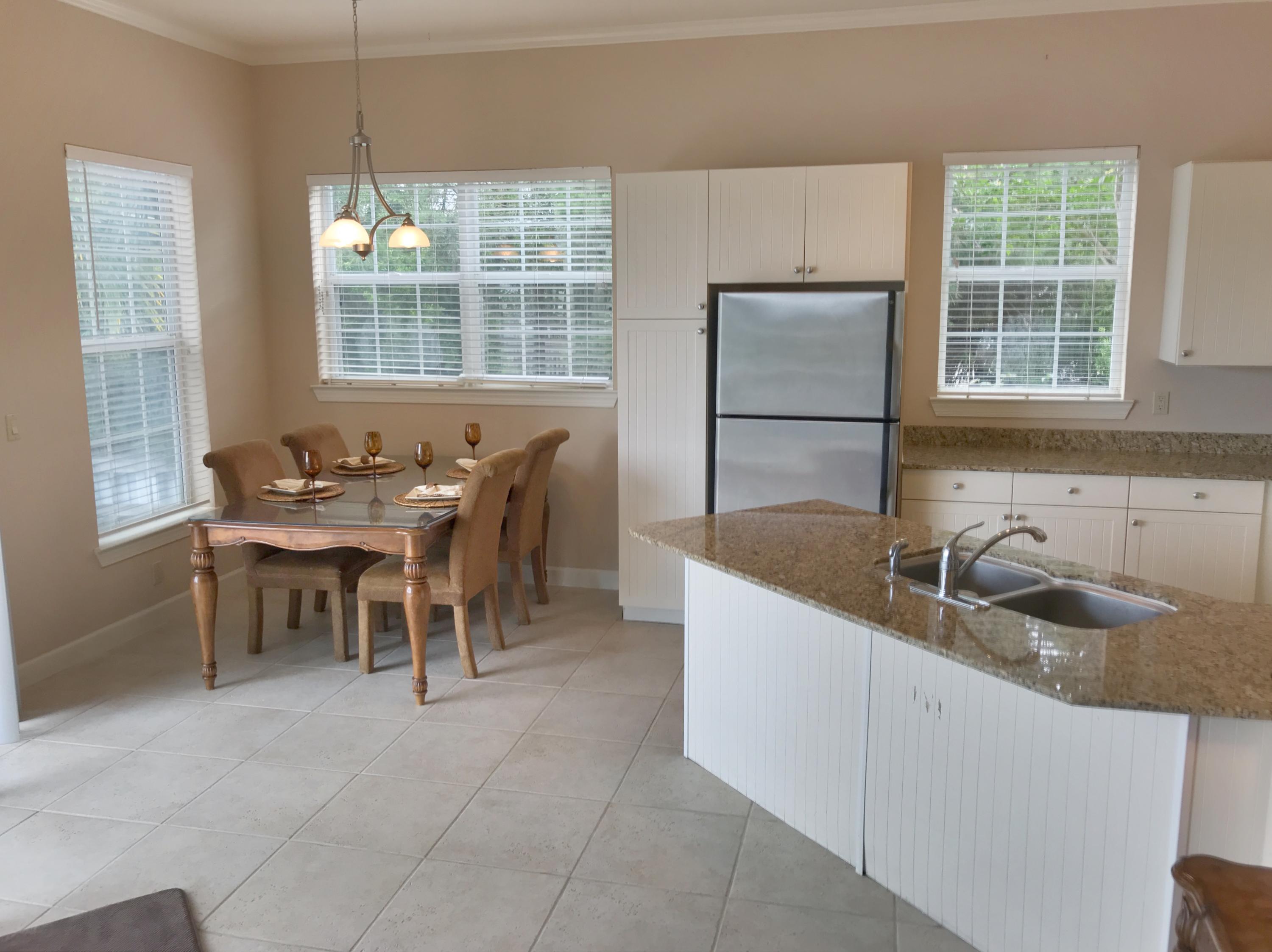 CRYSTAL COVE - Residential