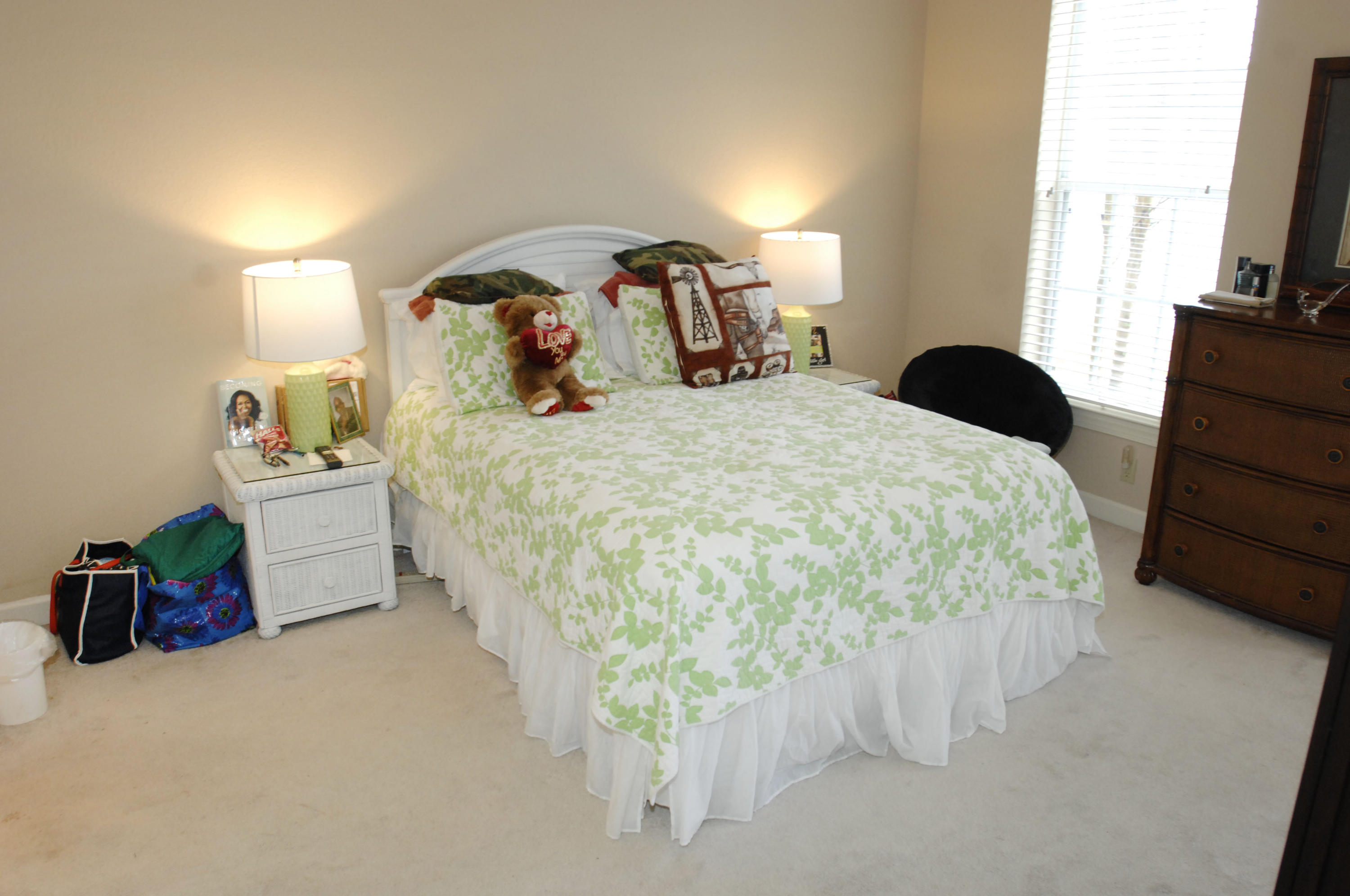 CRYSTAL COVE - Residential