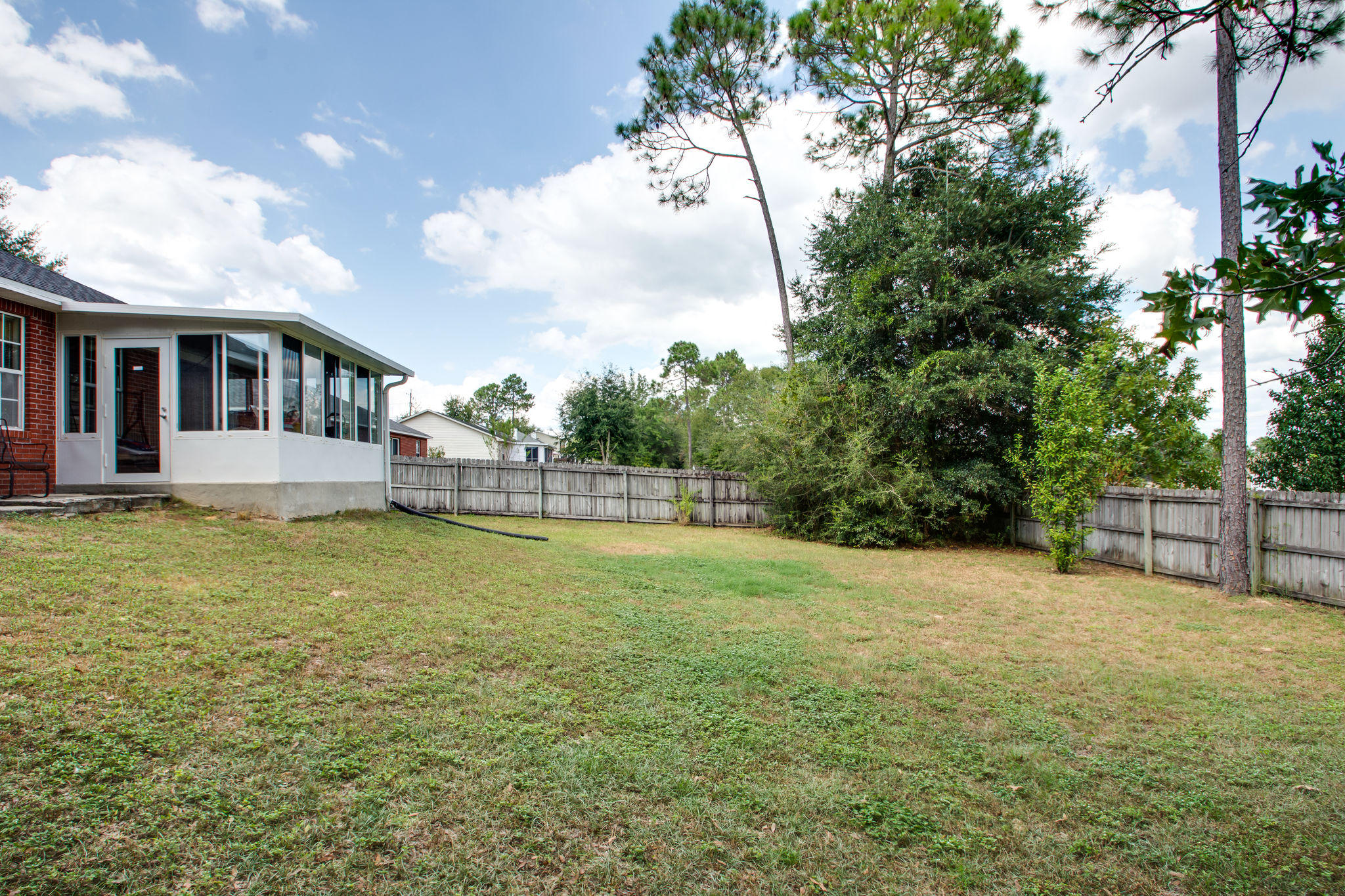 NORTHVIEW ESTATES 3RD ADDN - Residential