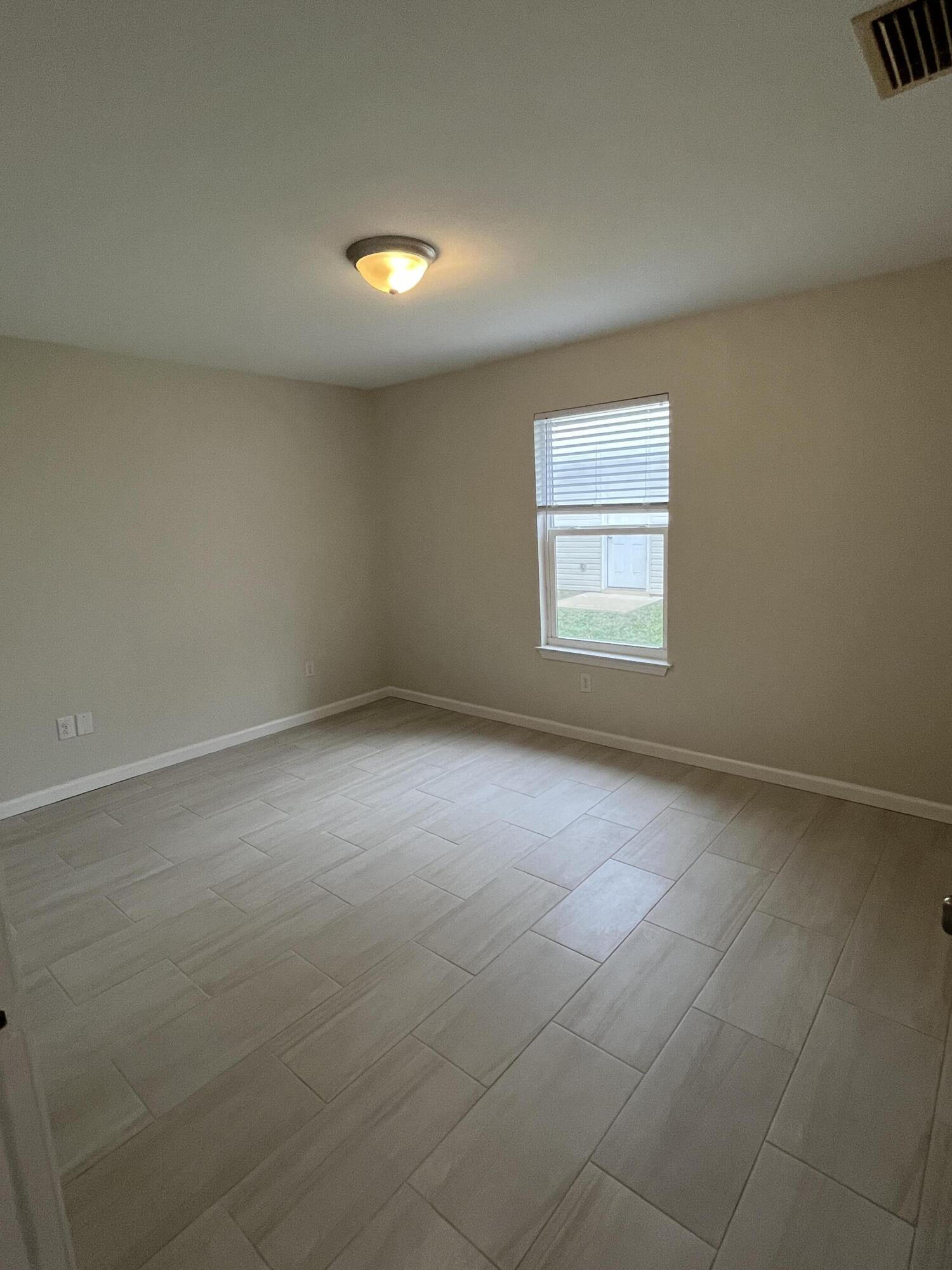 HOWARD GILL S/D - Residential Lease