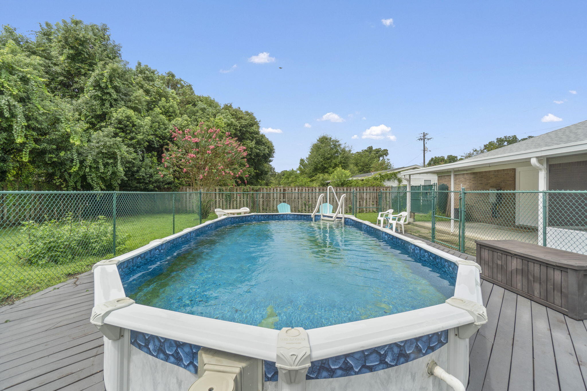 OAKFIELD ACRES - Residential