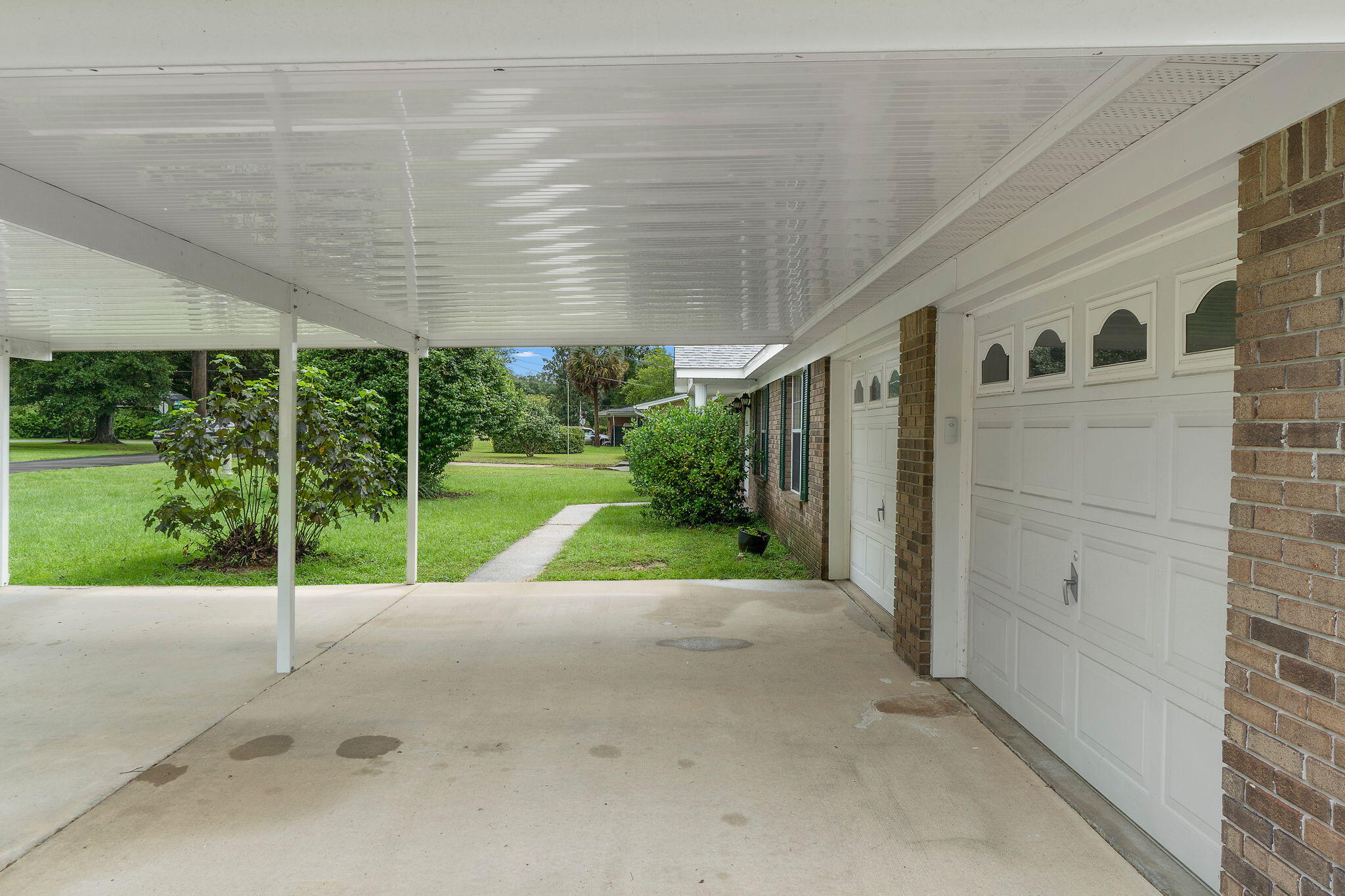 OAKFIELD ACRES - Residential