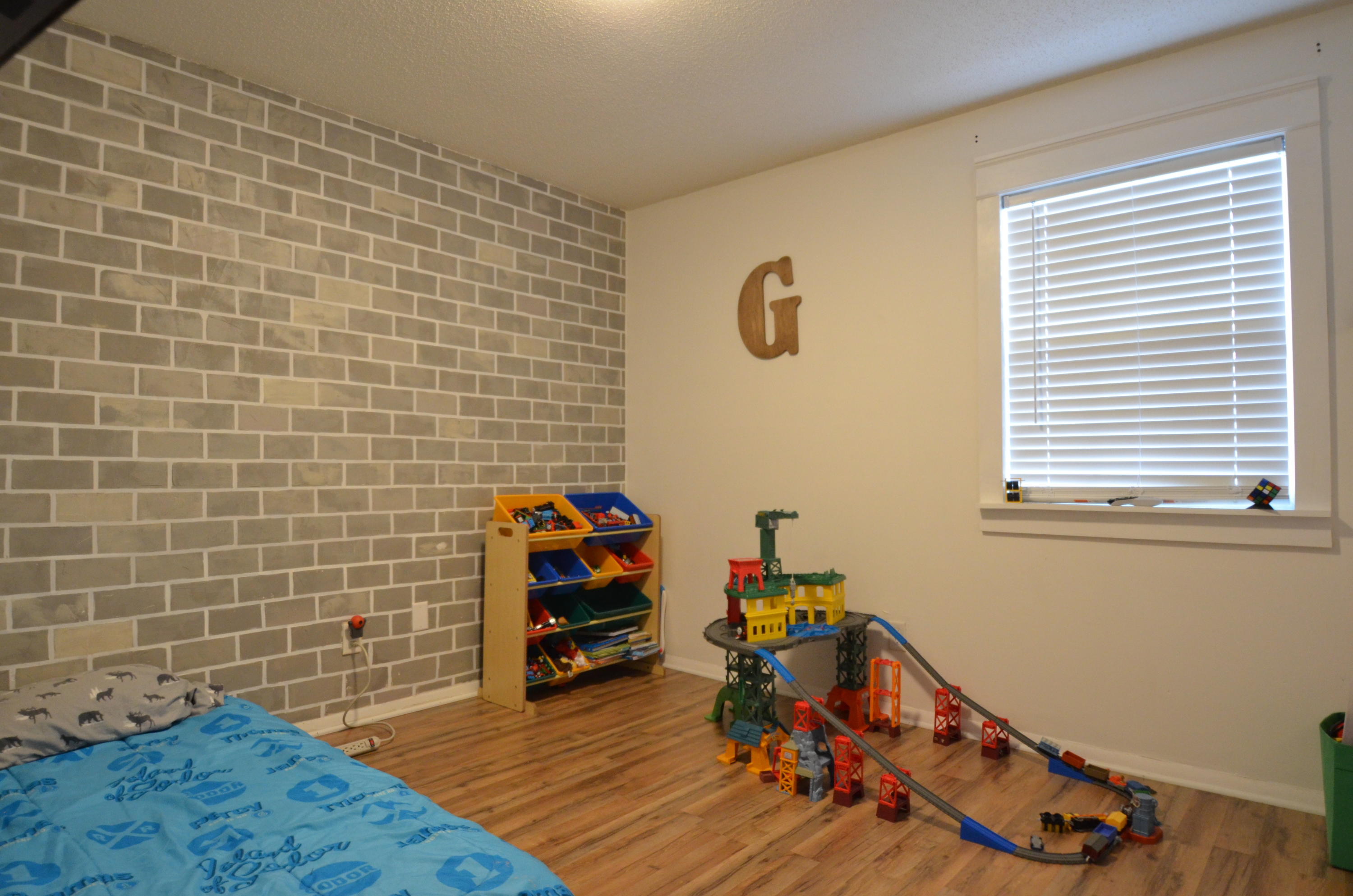 PINE MEADOWS 2ND ADDN - Residential