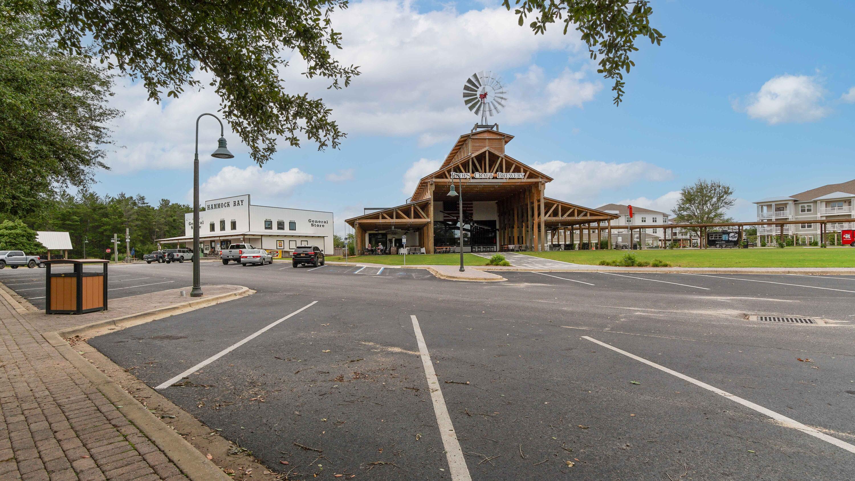 HAMMOCK BAY - Residential