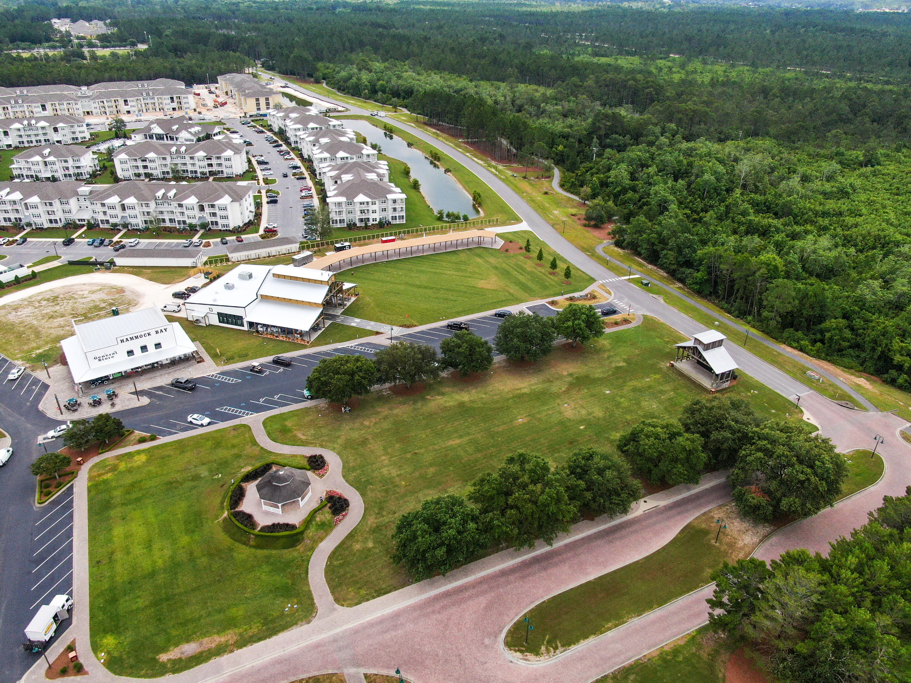 HAMMOCK BAY - Residential