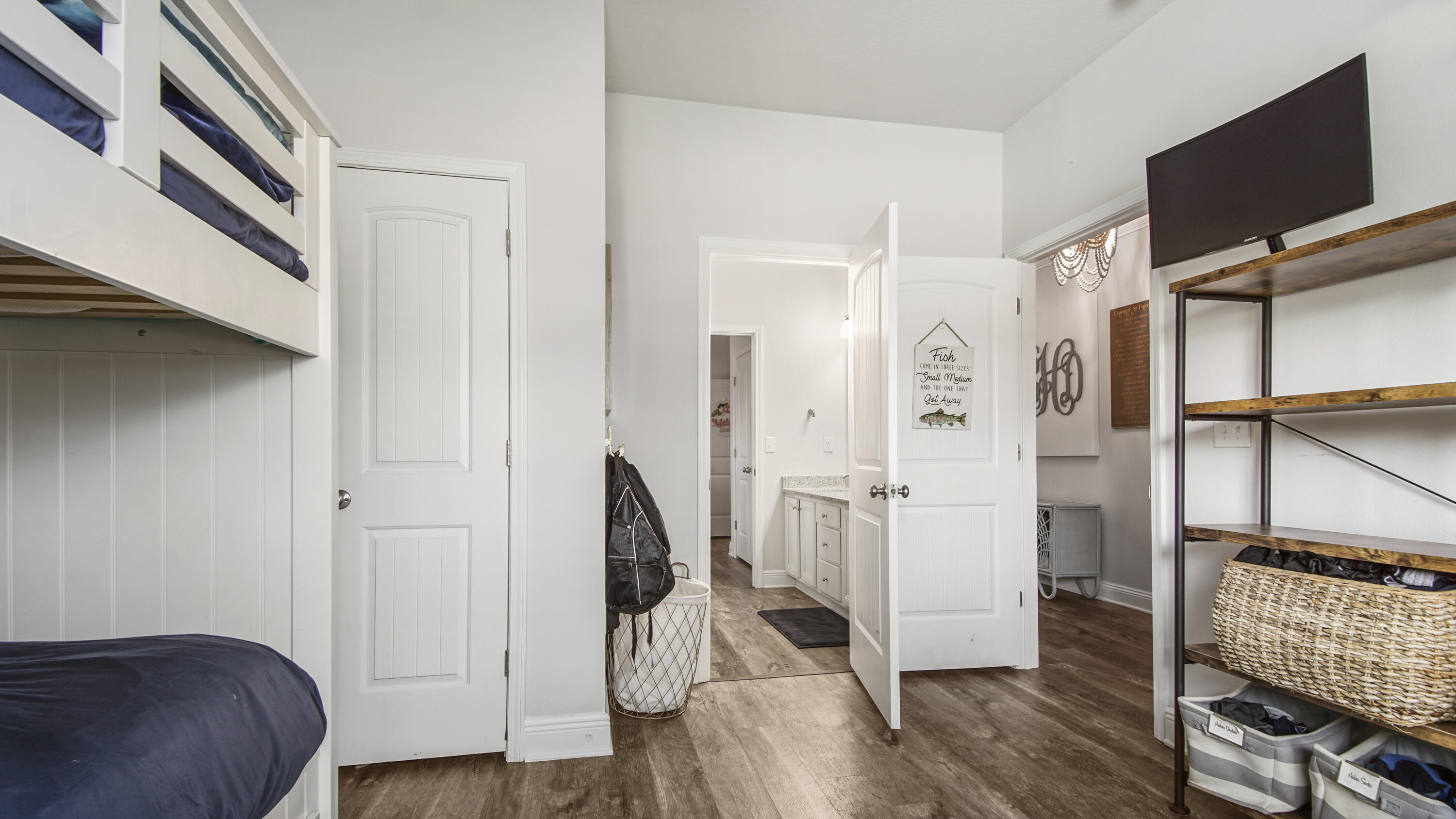 HAMMOCK BAY - Residential