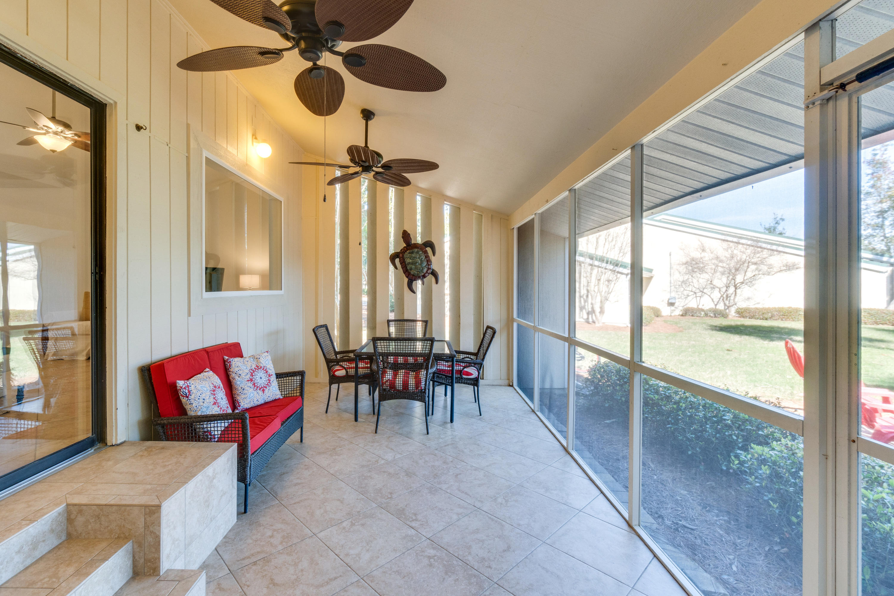 BAYOU VILLAGE CONDO PH 2 - Residential