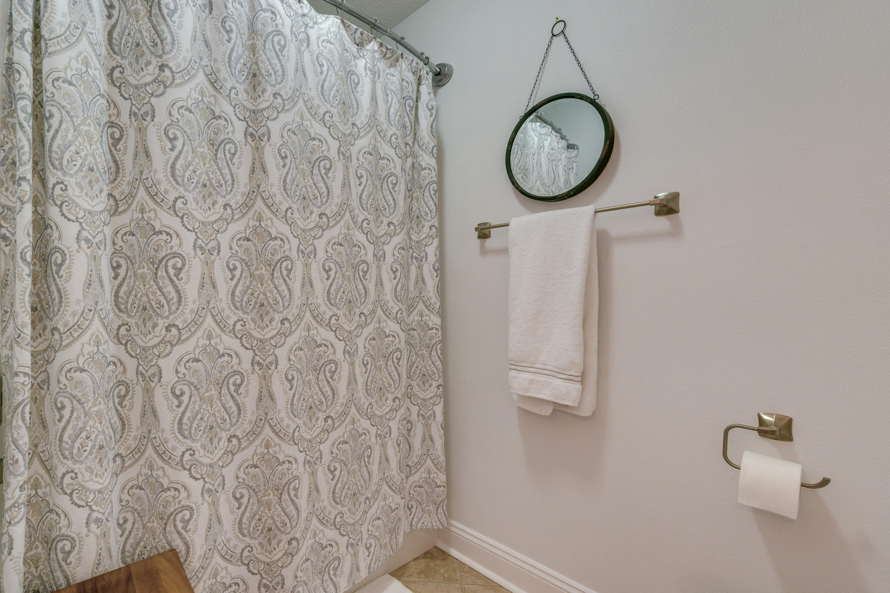 BAYOU VILLAGE CONDO PH 2 - Residential