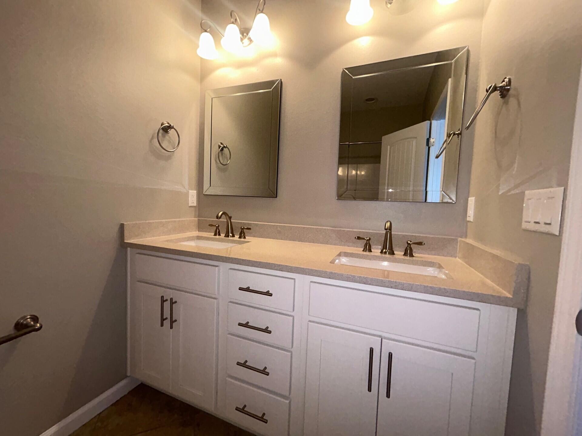 METES & BOUNDS - Residential Lease