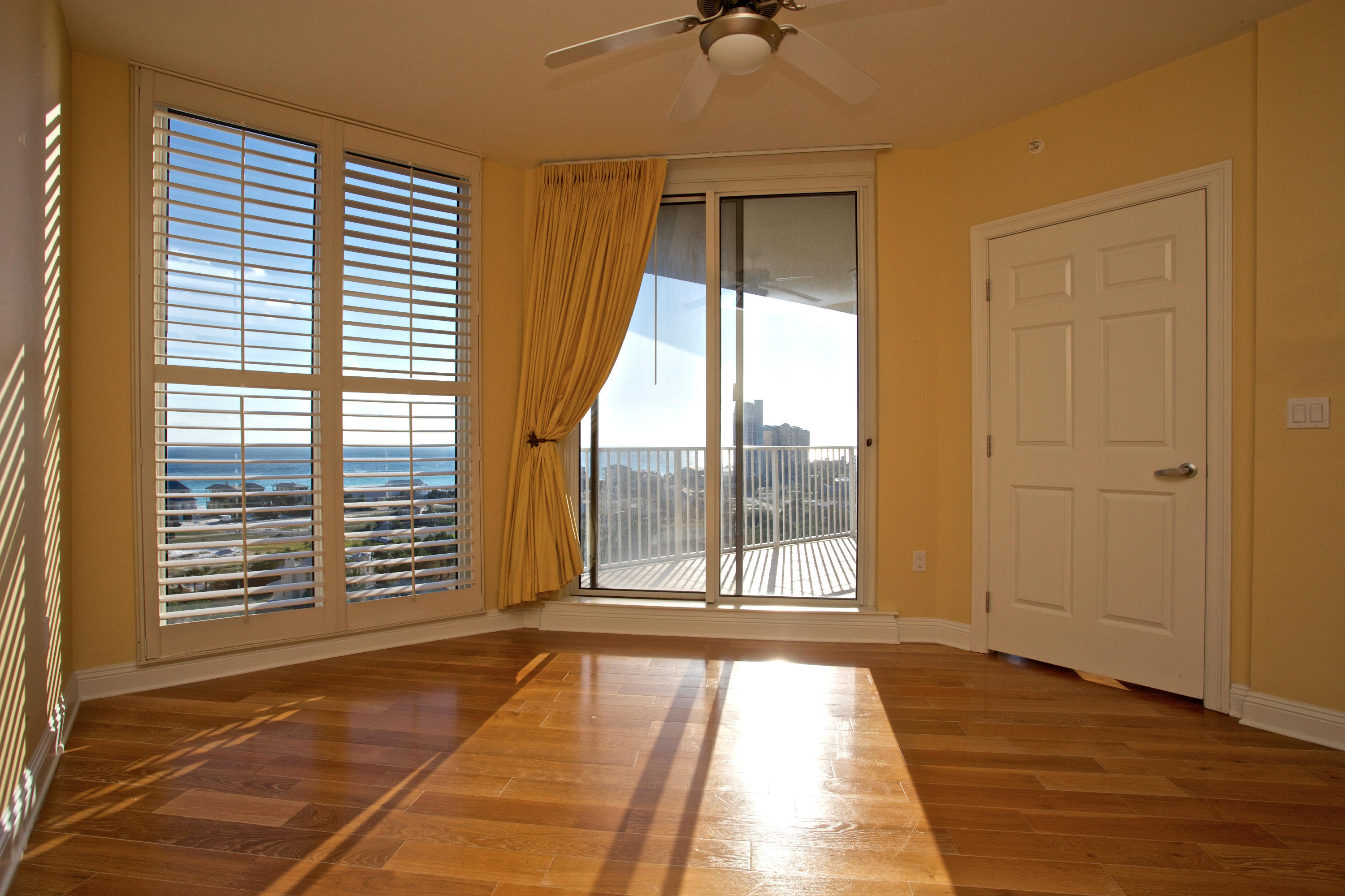 ONE BEACH CLUB DRIVE - Residential