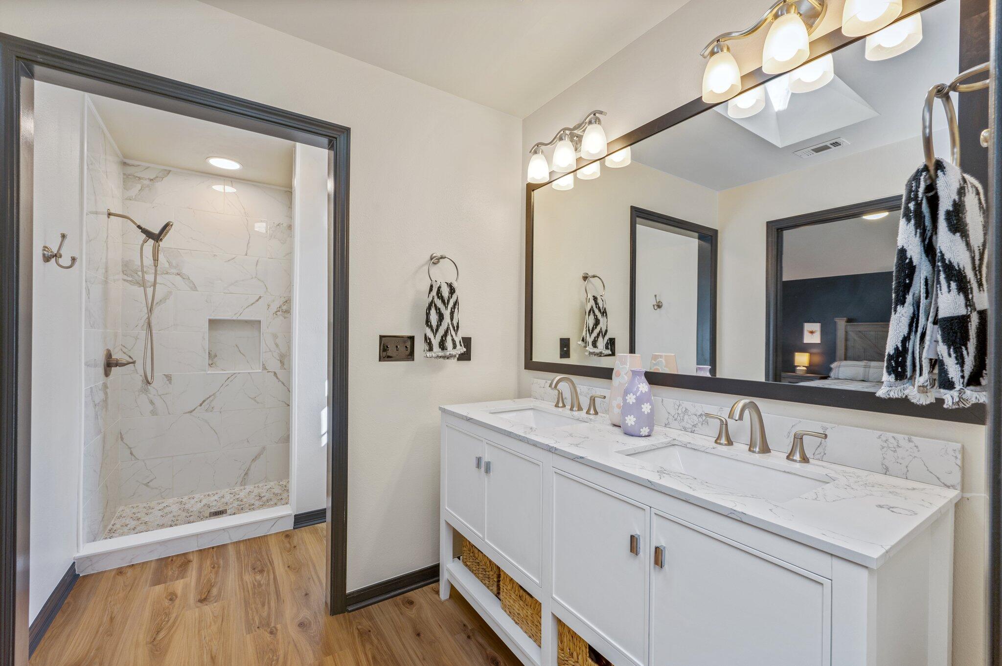 BAYOU POQUITO - Residential